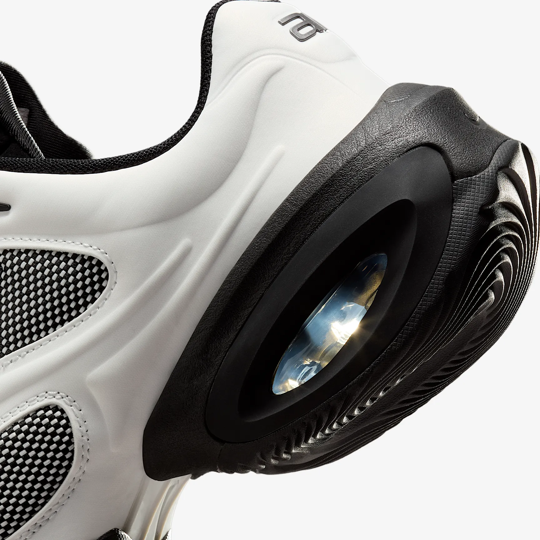 000000_Nike-Air-Max-Muse-WMNS_SUMMIT-WHITE_II6282-100_img7