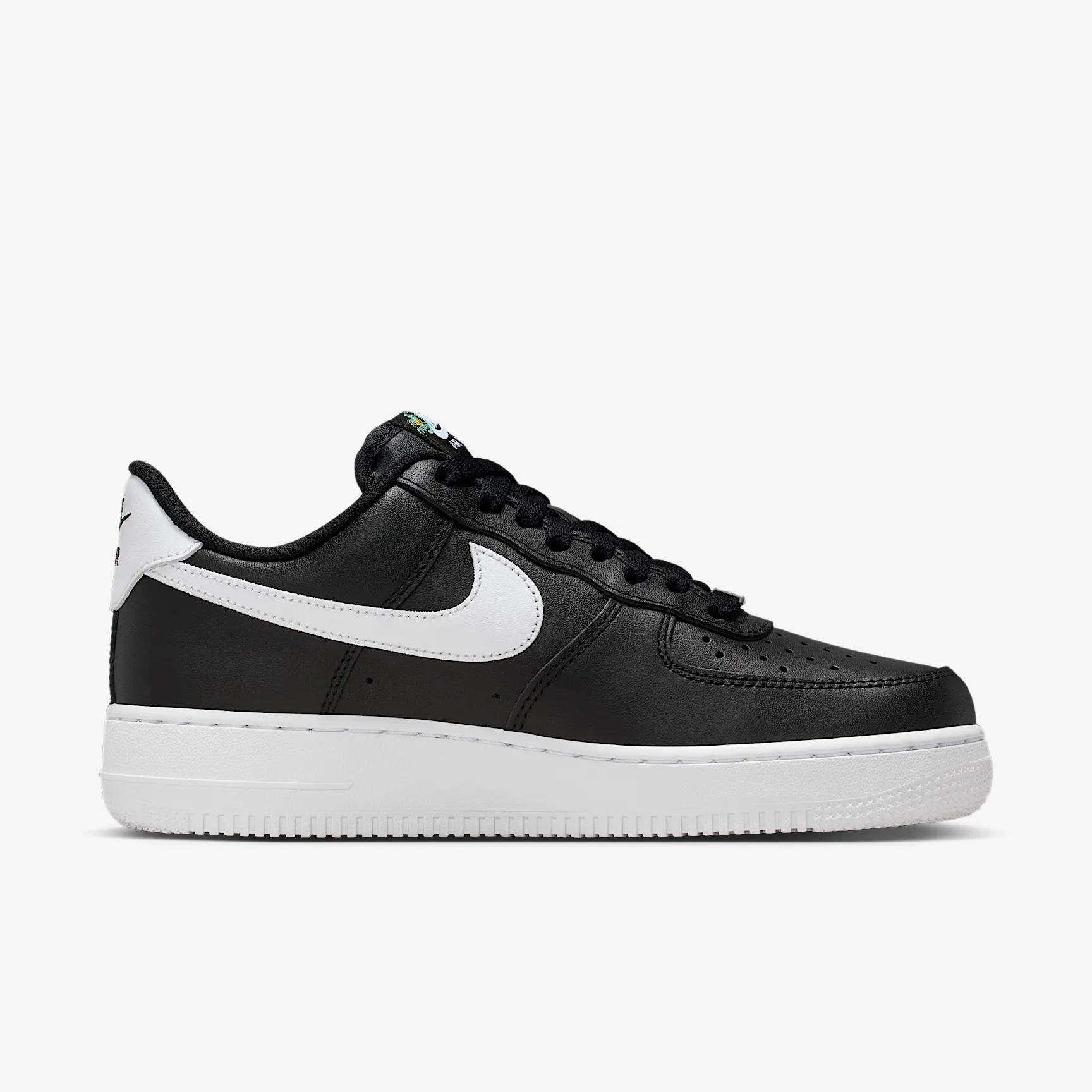 000000_Nike-Air-Force-1-Low-'07-Premium_NOW-ACCEPTING-ALL-FLOWERS_IB6644-001_img2