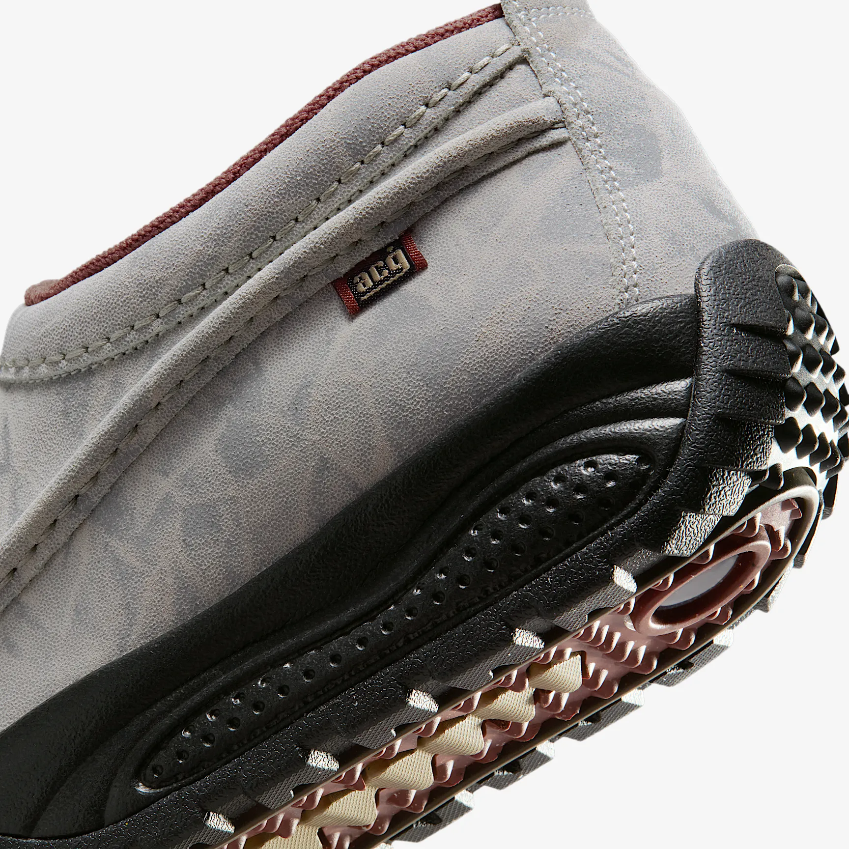 AEABAC_Nike-ACG-Izy_LIGHT-OREWOOD-BROWN_HV4088-100_img7