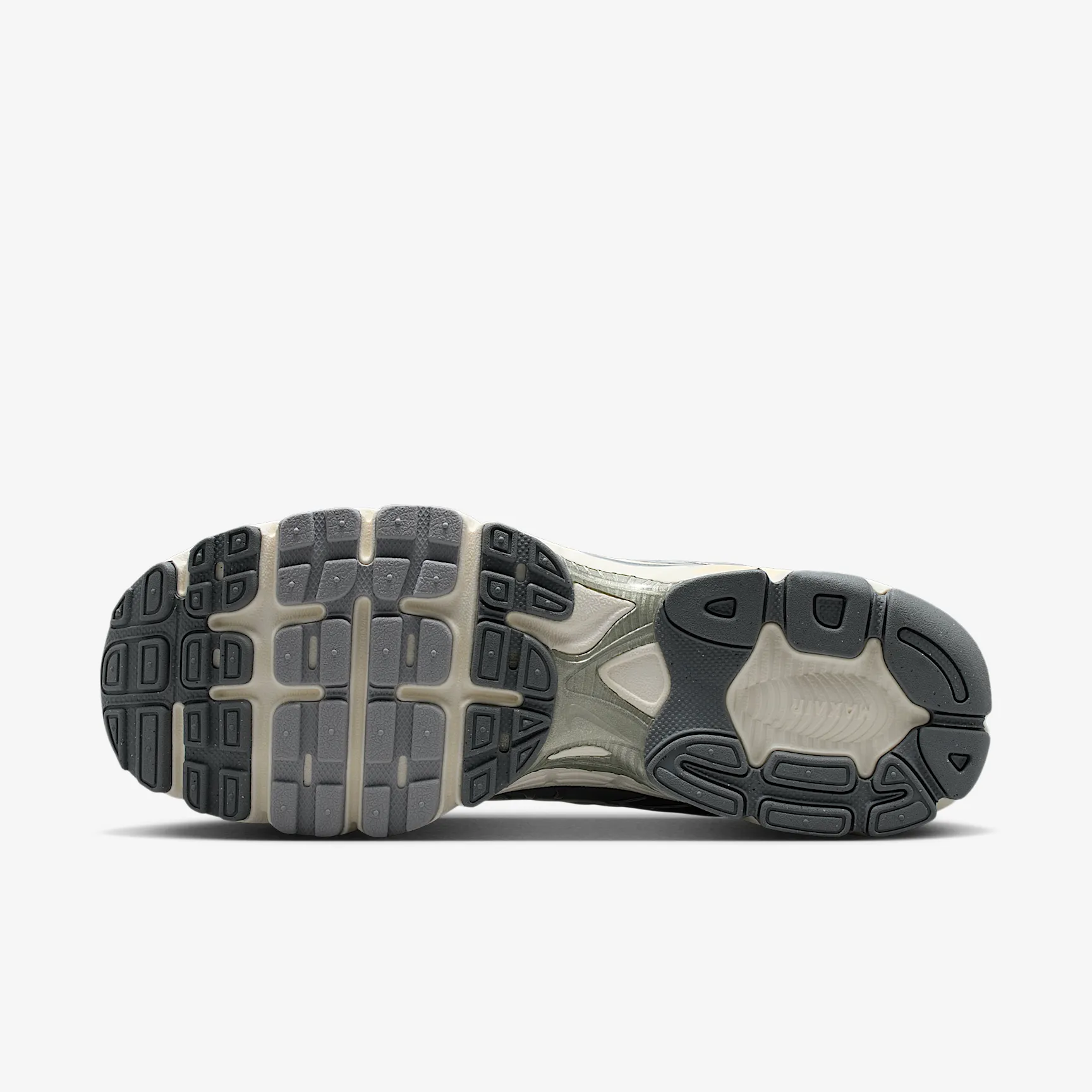 6D6D6D_Nike-Air-Max-Moto-2K_LIGHT-SMOKE-GREY_IQ7592-077_img1