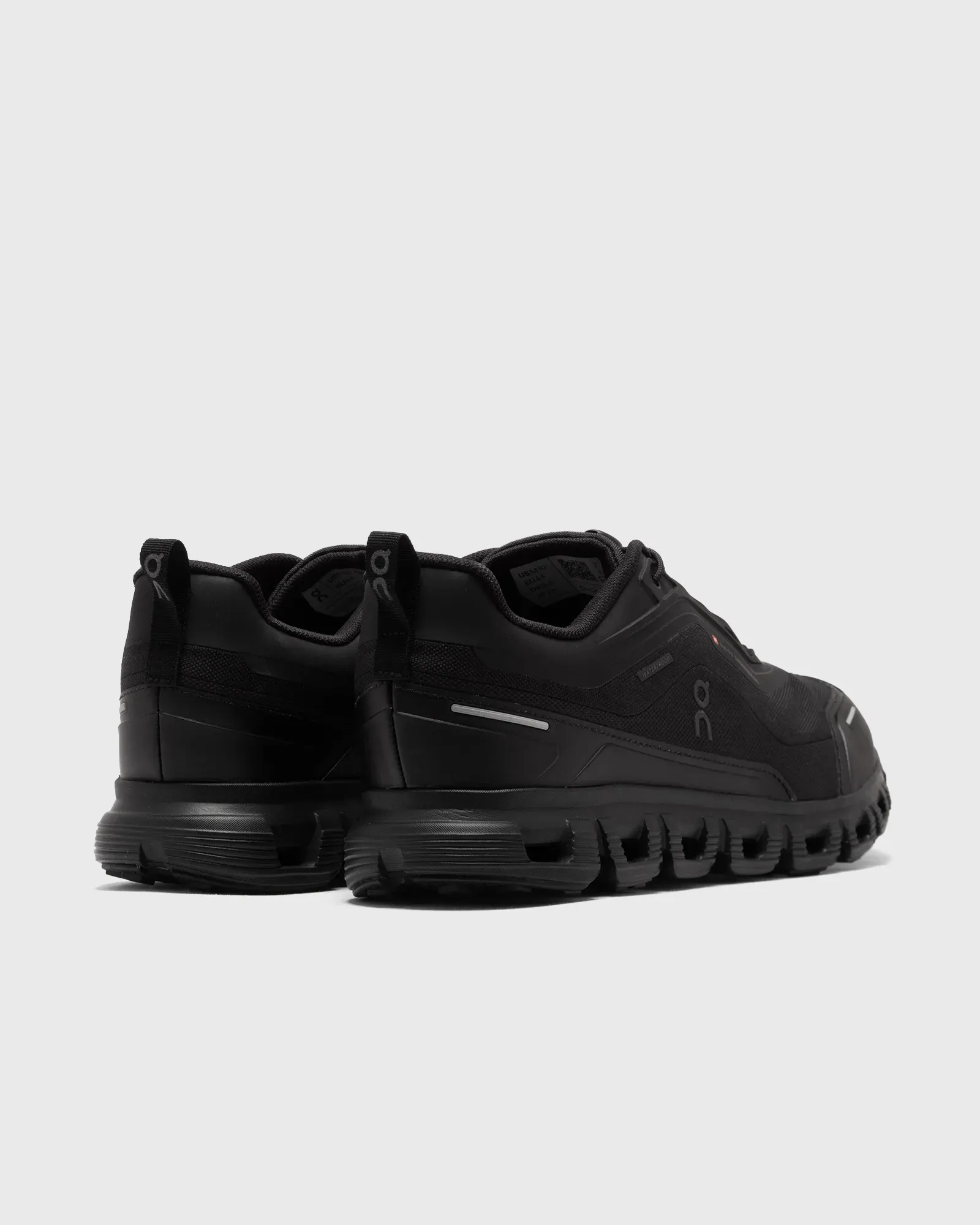 000000_On-Cloud-6-Geo-Waterproof_BLACK_3MG10421043_img3