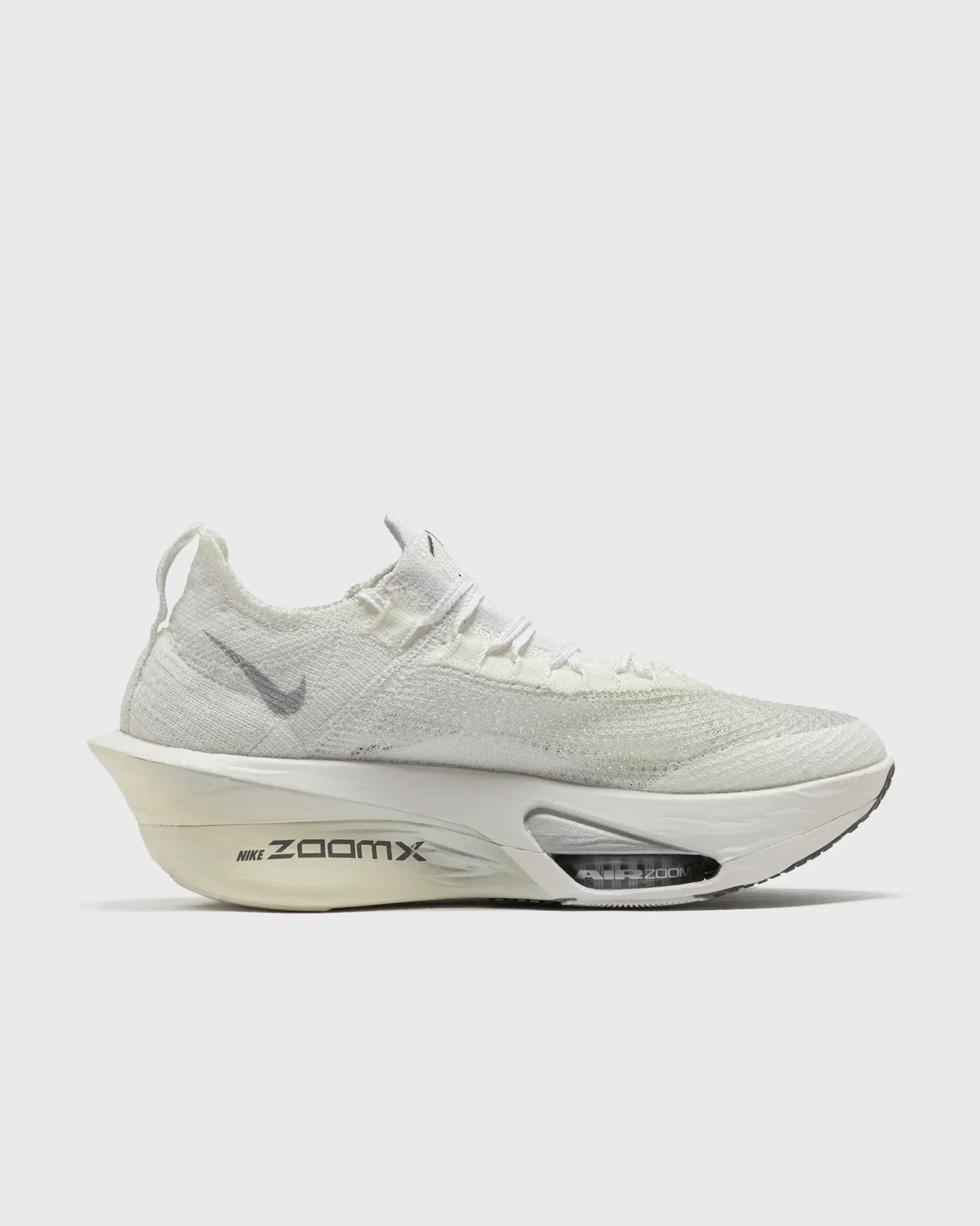 A8A28E_Nike-Air-Zoom-Alphafly-3_RUNNING-IS-MENTAL_IQ0309-094_img2
