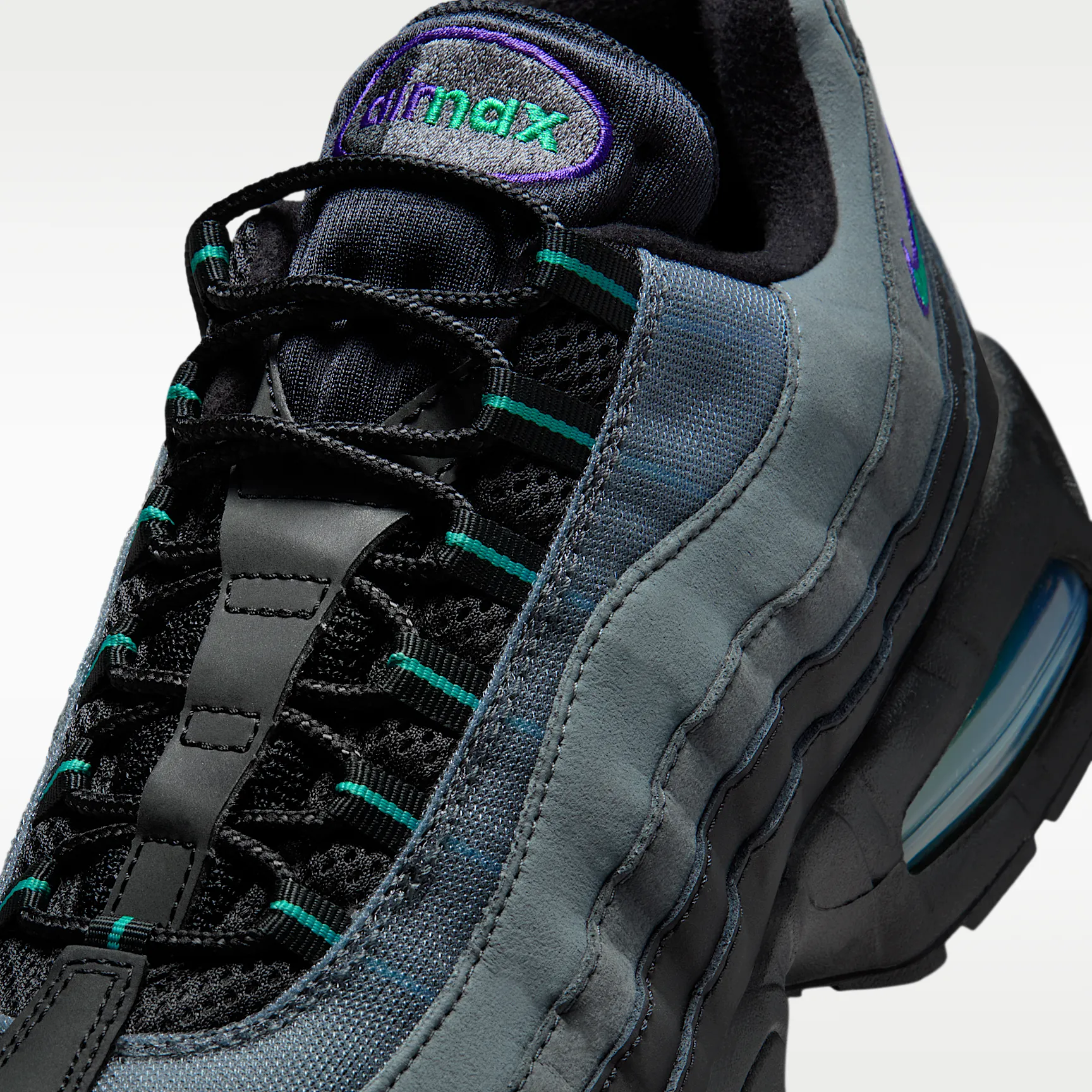 000000_Nike-Air-Max-95-Big-Bubble_BLACK-GRAPE_IQ7601-010_img6