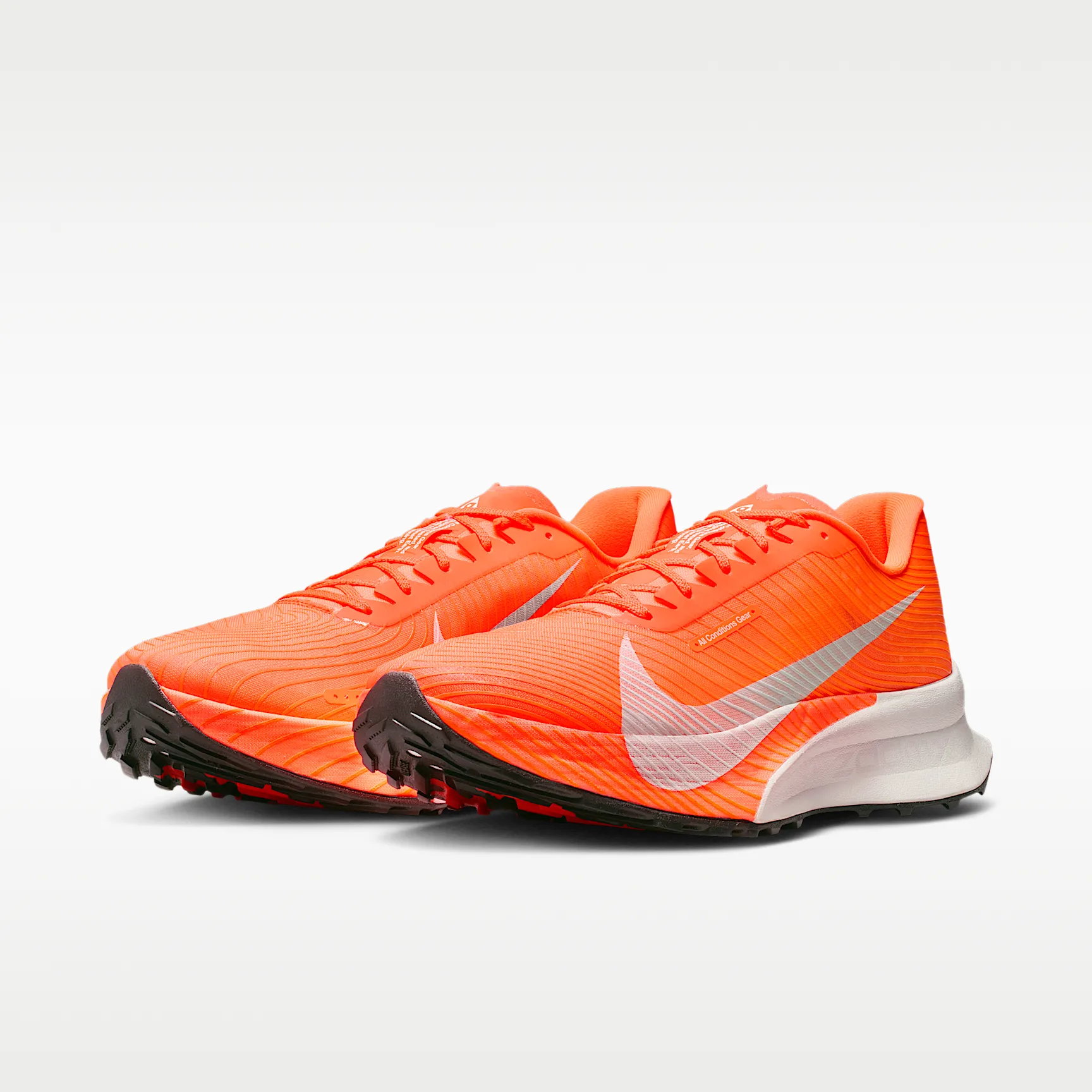 E82416_Nike-ACG-Ultrafly-Trail_HYPER-CRIMSON_HF5668-801_img4