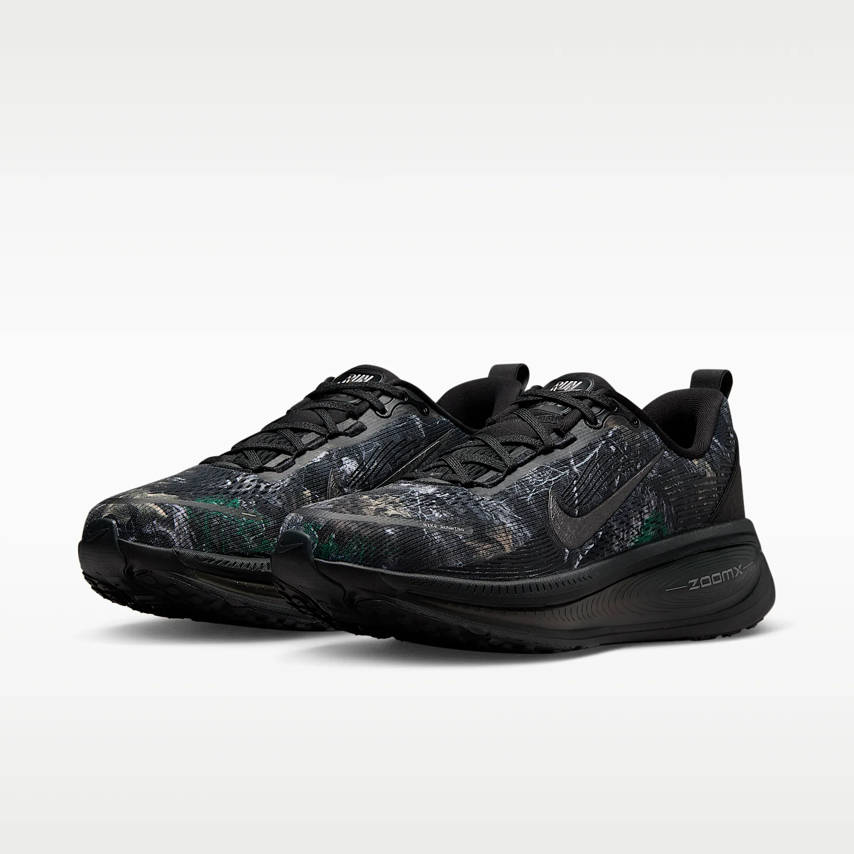 000000_Nike-Vomero-18_BLACK-REALTREE_IF4456-001_img4