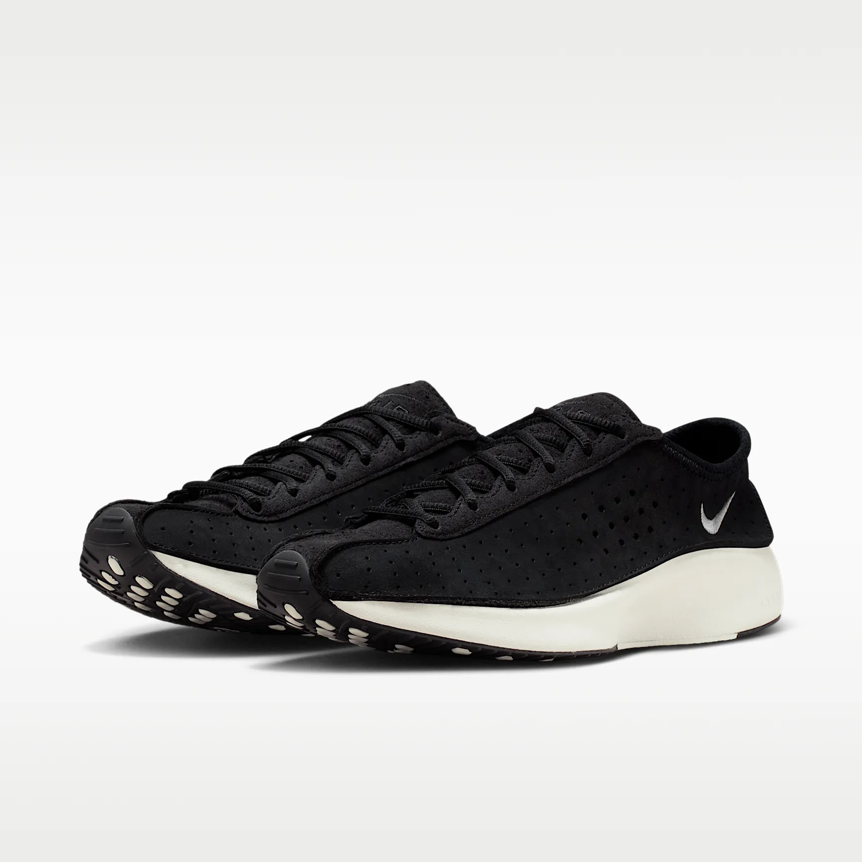 000000_Nike-Air-Superfly-WMNS_BLACK-SAIL_HQ7955-001_img4