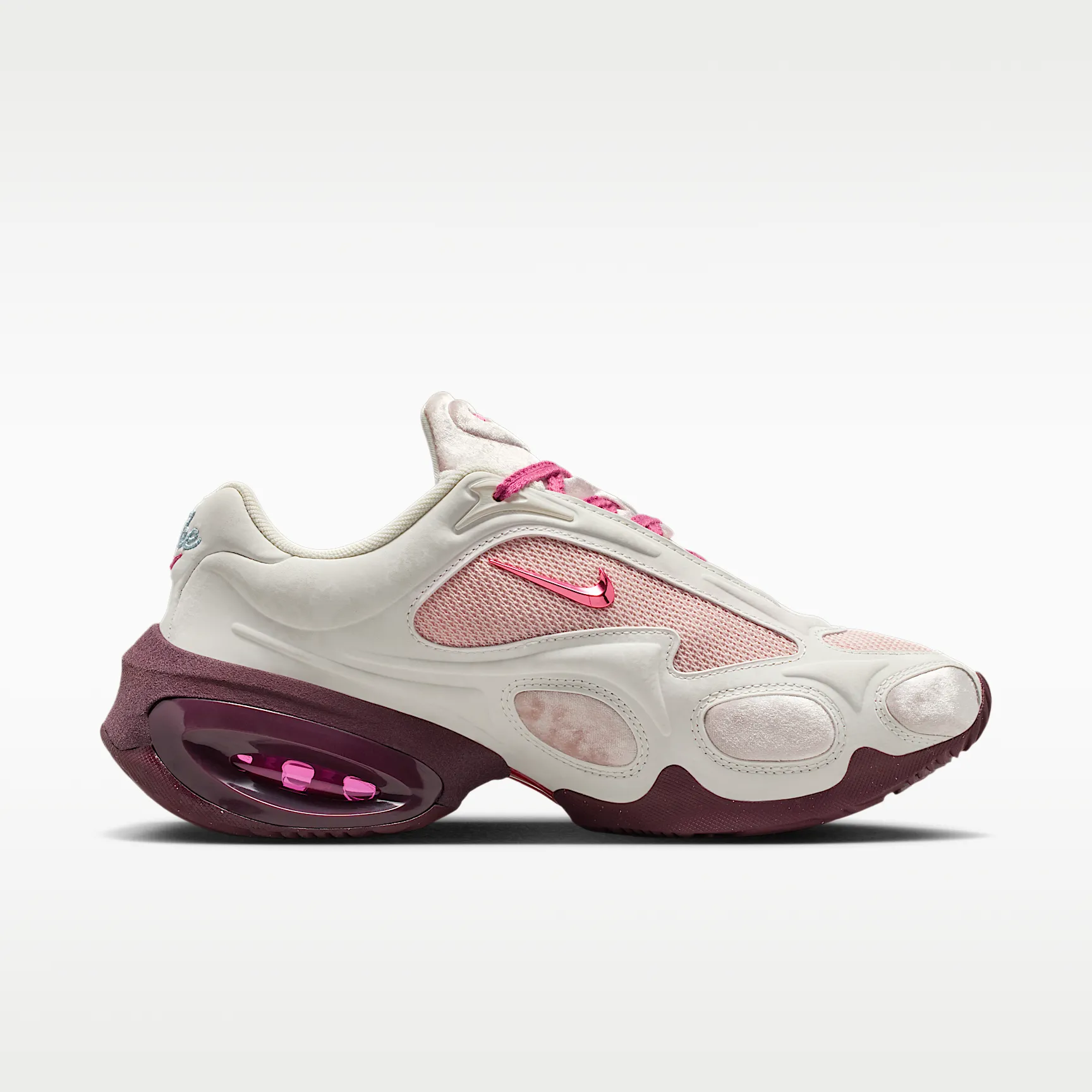 ED87A9_Nike-Air-Max-Muse-SE_VALENTINE'S-DAY_IQ1152-666_img2