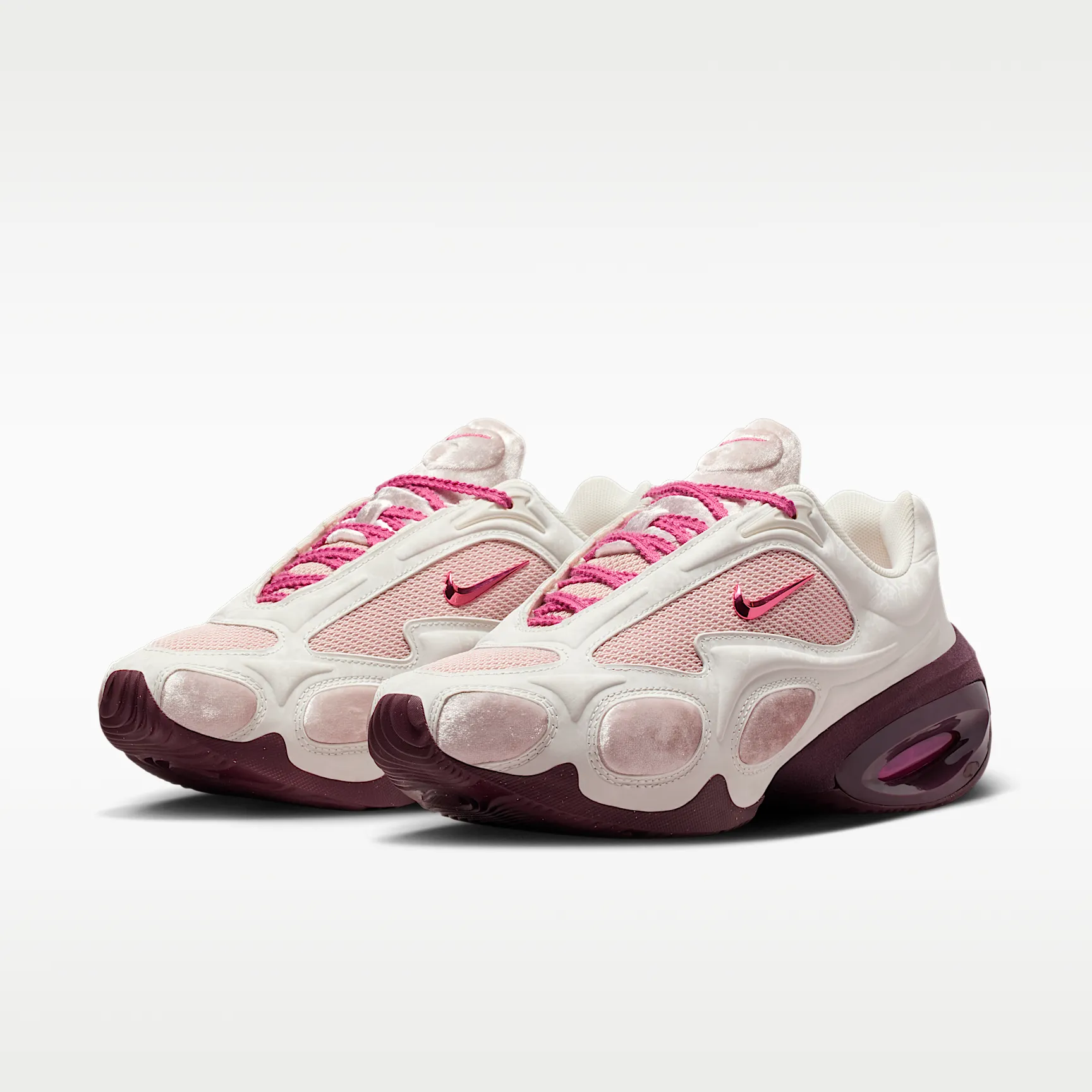 ED87A9_Nike-Air-Max-Muse-SE_VALENTINE'S-DAY_IQ1152-666_img4