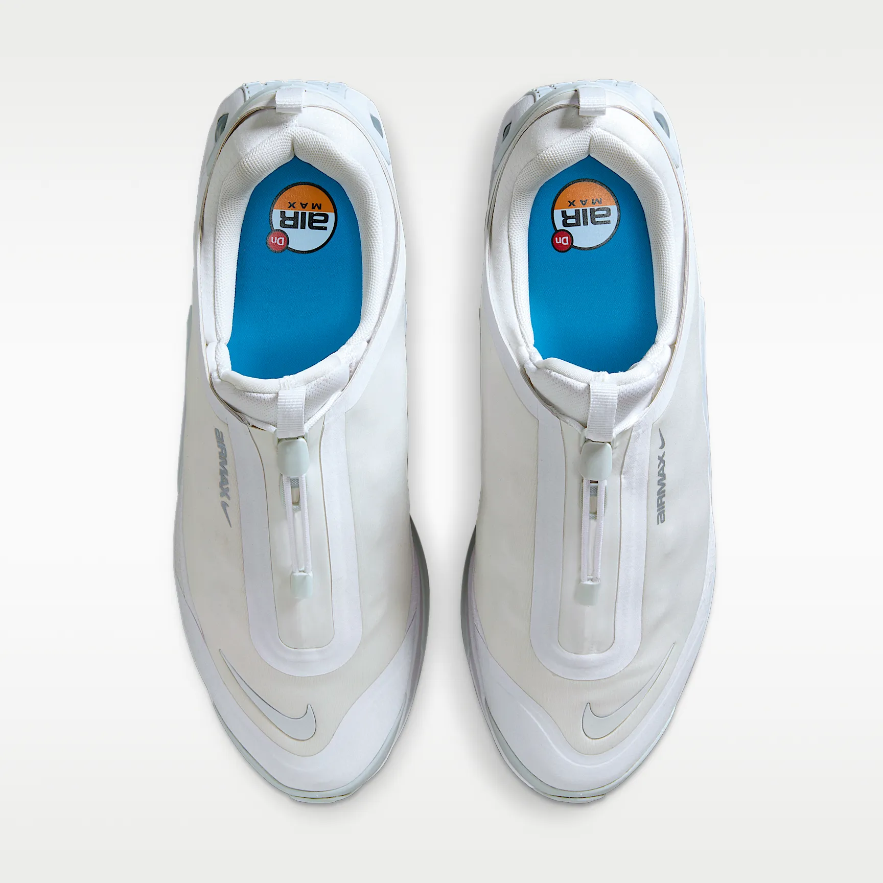 A5AFAF_Nike-Air-Max-Dn-Roam_OFF-WHITE-METALLIC-SILVER_HQ8605-100_img3