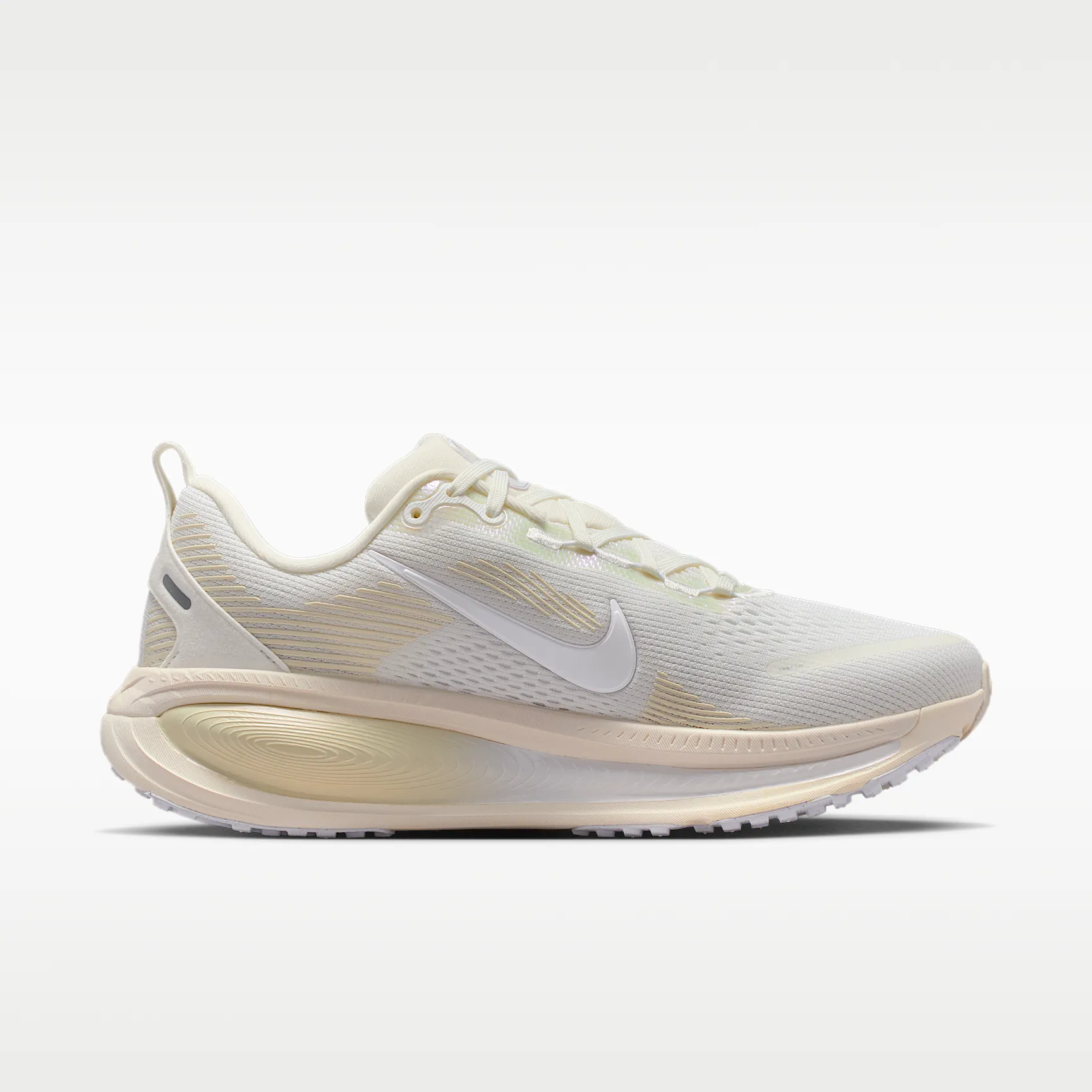 DAD0C5_Nike-Vomero-18-WMNS_SUMMIT-WHITE-CHALK_IO9915-100_img2