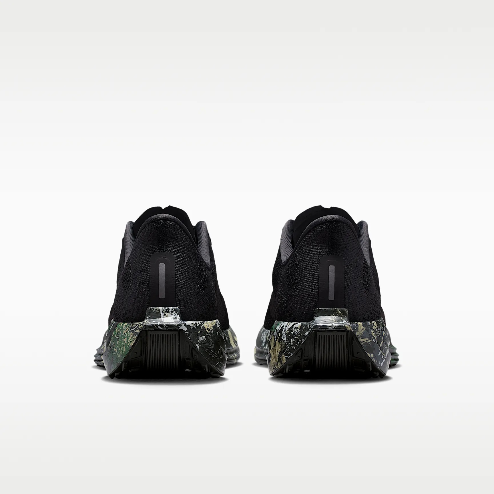 000000_Nike-Pegasus-Plus_BLACK-CAMO_IM3713-001_img5