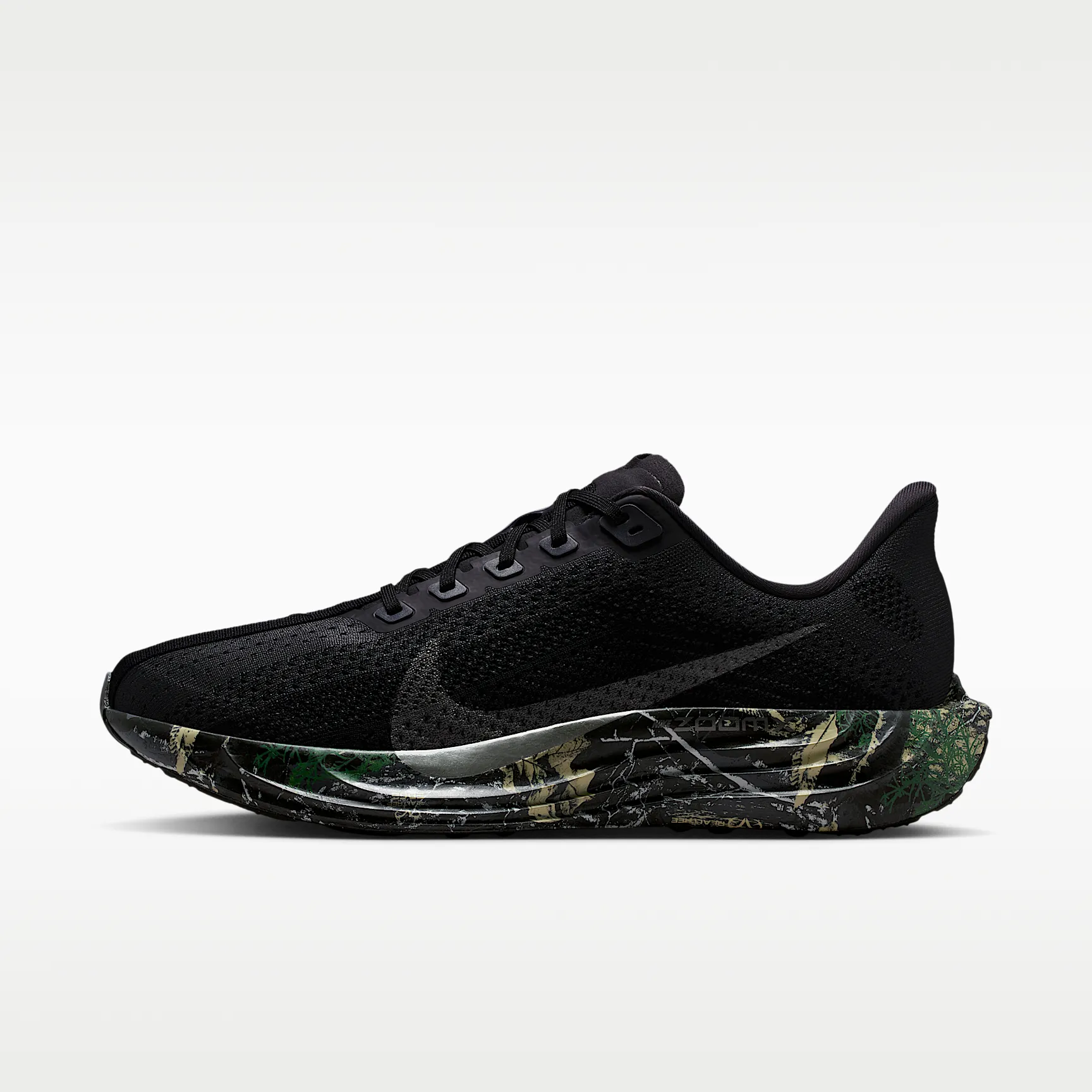 000000_Nike-Pegasus-Plus_BLACK-CAMO_IM3713-001_img0