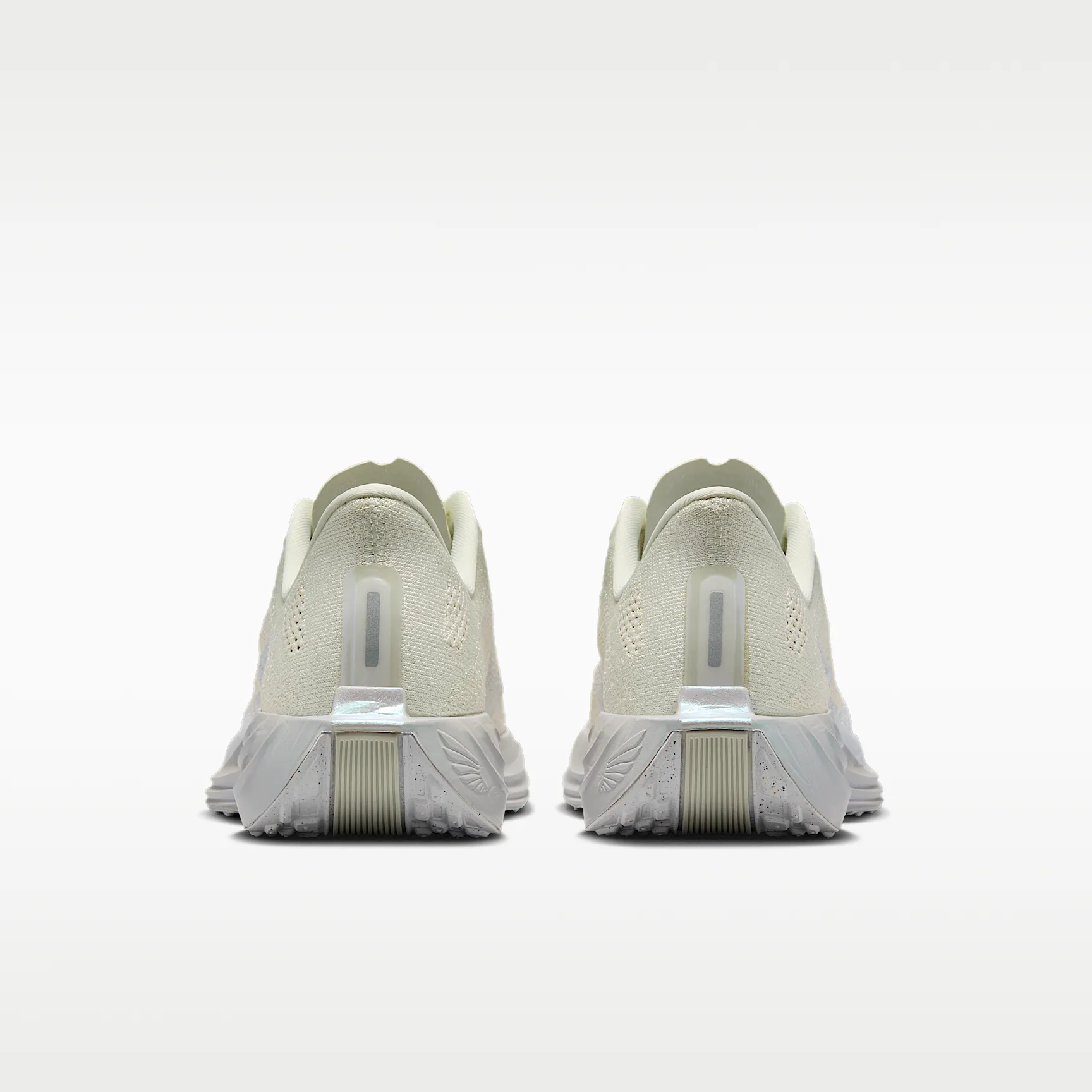 B5B3A6_Nike-Pegasus-Plus-WMNS_SEA-GLASS_IO9912-001_img5