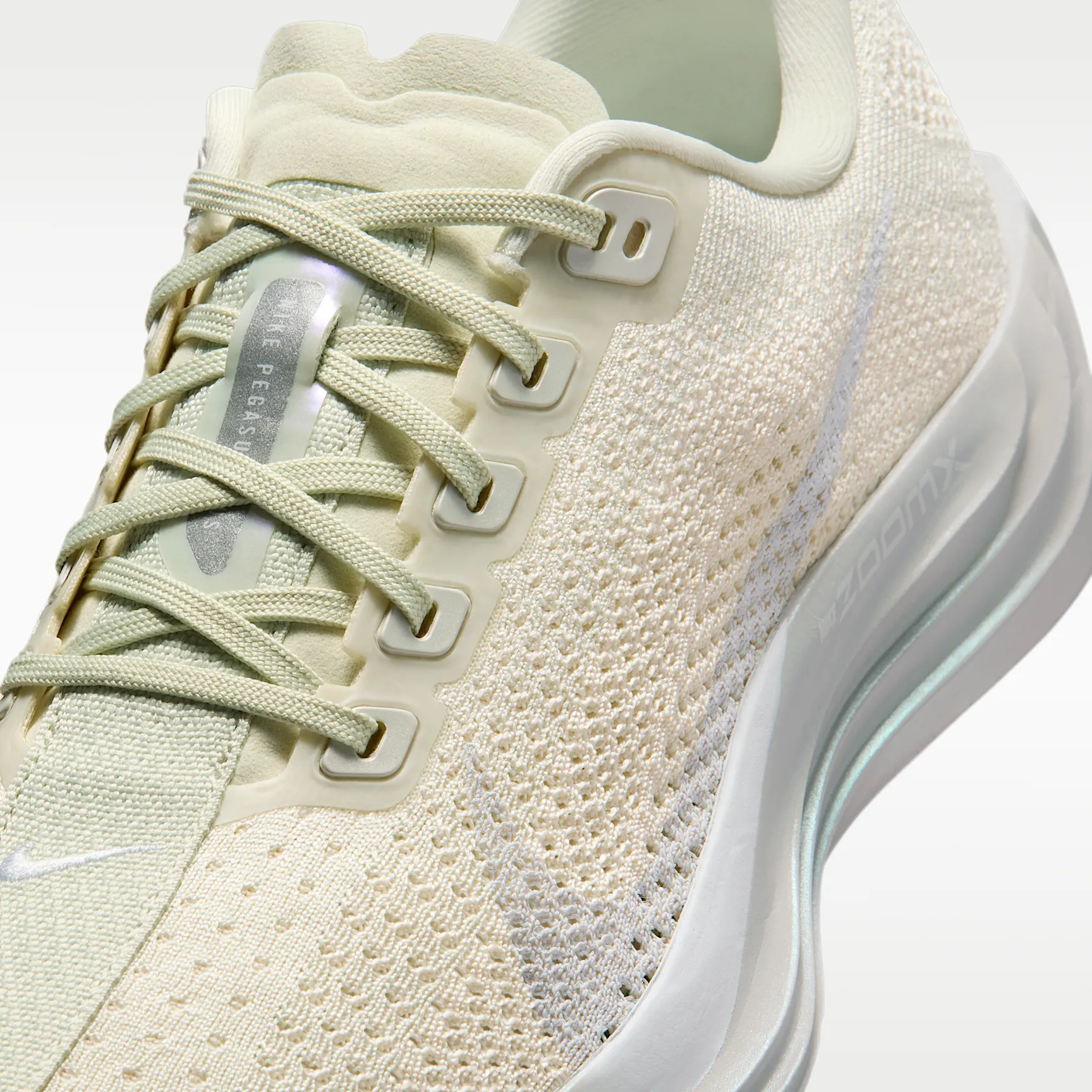 B5B3A6_Nike-Pegasus-Plus-WMNS_SEA-GLASS_IO9912-001_img6