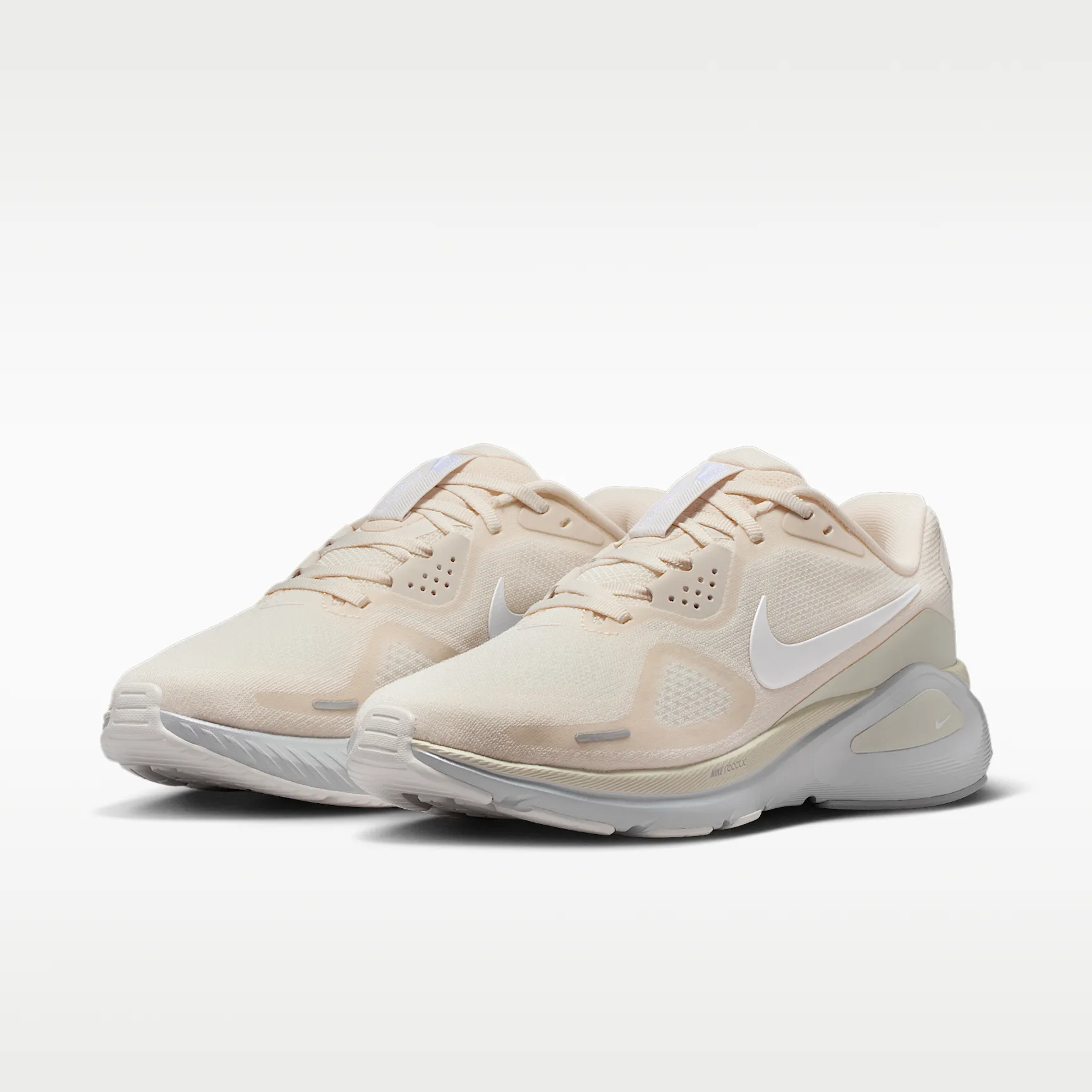 E0D1C0_Nike-Structure-26-WMNS_CHALK-SEA-GLASS_IO9917-100_img4