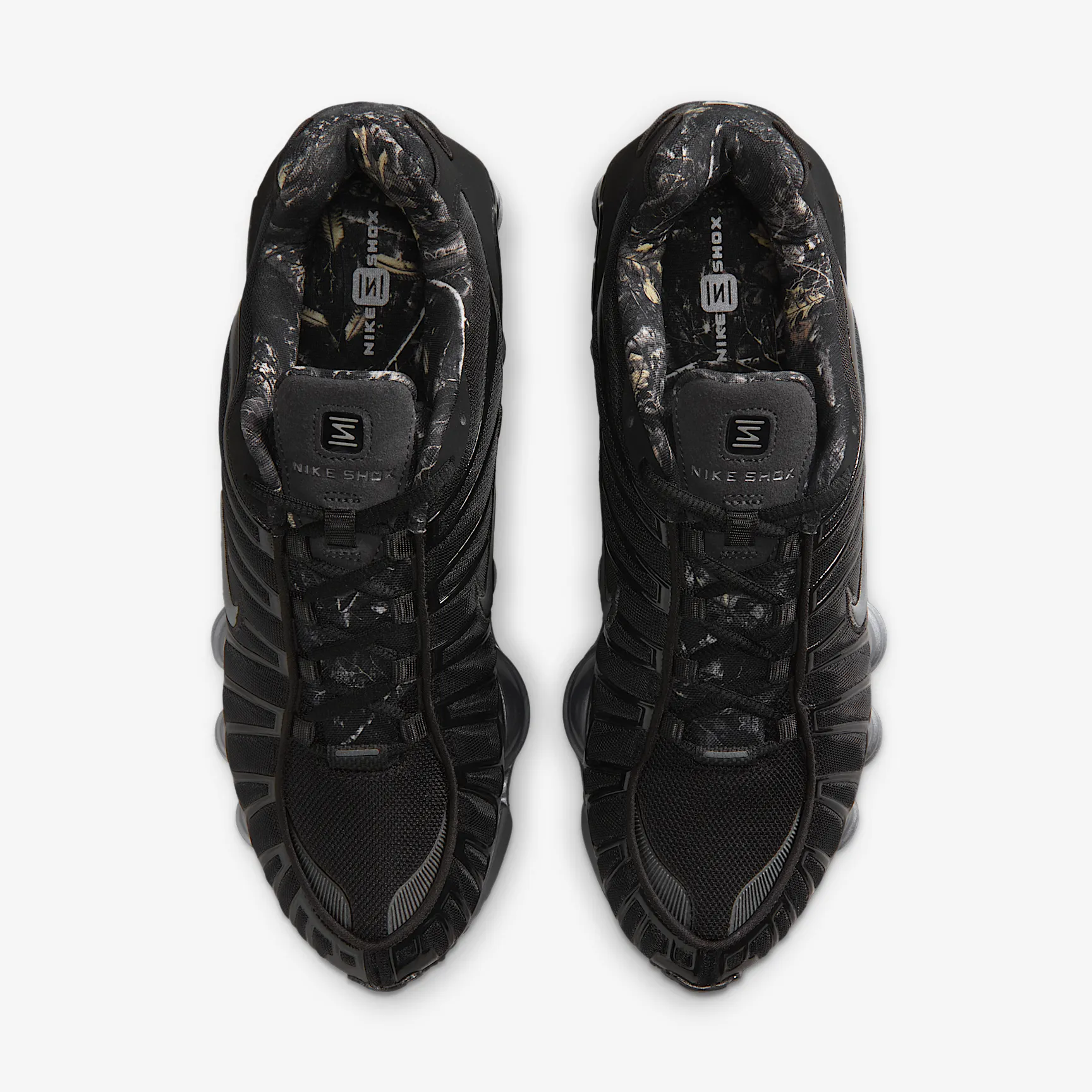 000000_Nike-Shox-TL-WMNS_BLACK-METALLIC-COOL-GREY_IQ0299-010_img3