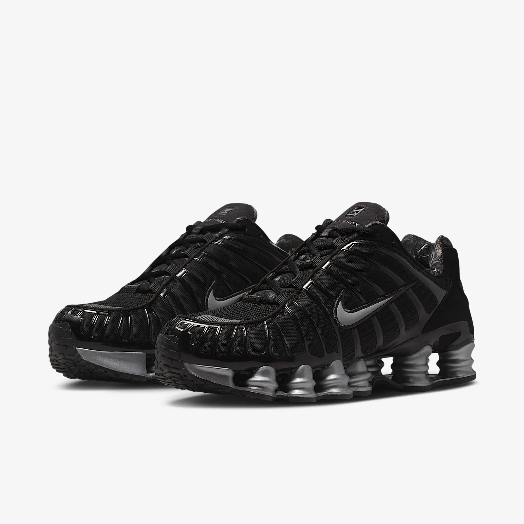 000000_Nike-Shox-TL-WMNS_BLACK-METALLIC-COOL-GREY_IQ0299-010_img4