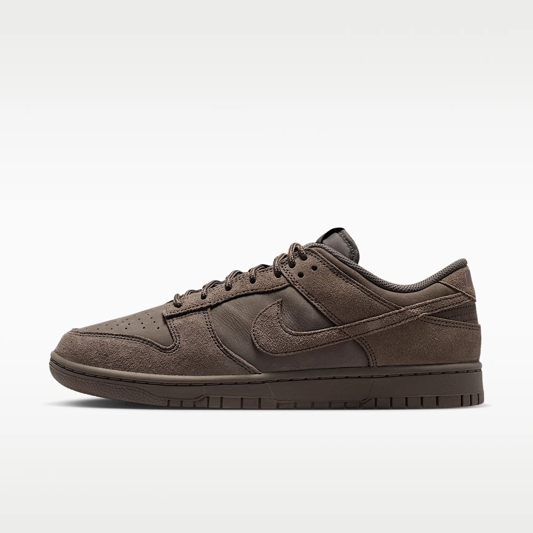8C796D_Nike-Dunk-Low-Retro-SE_CAVE-STONE_IB6651-200_img0