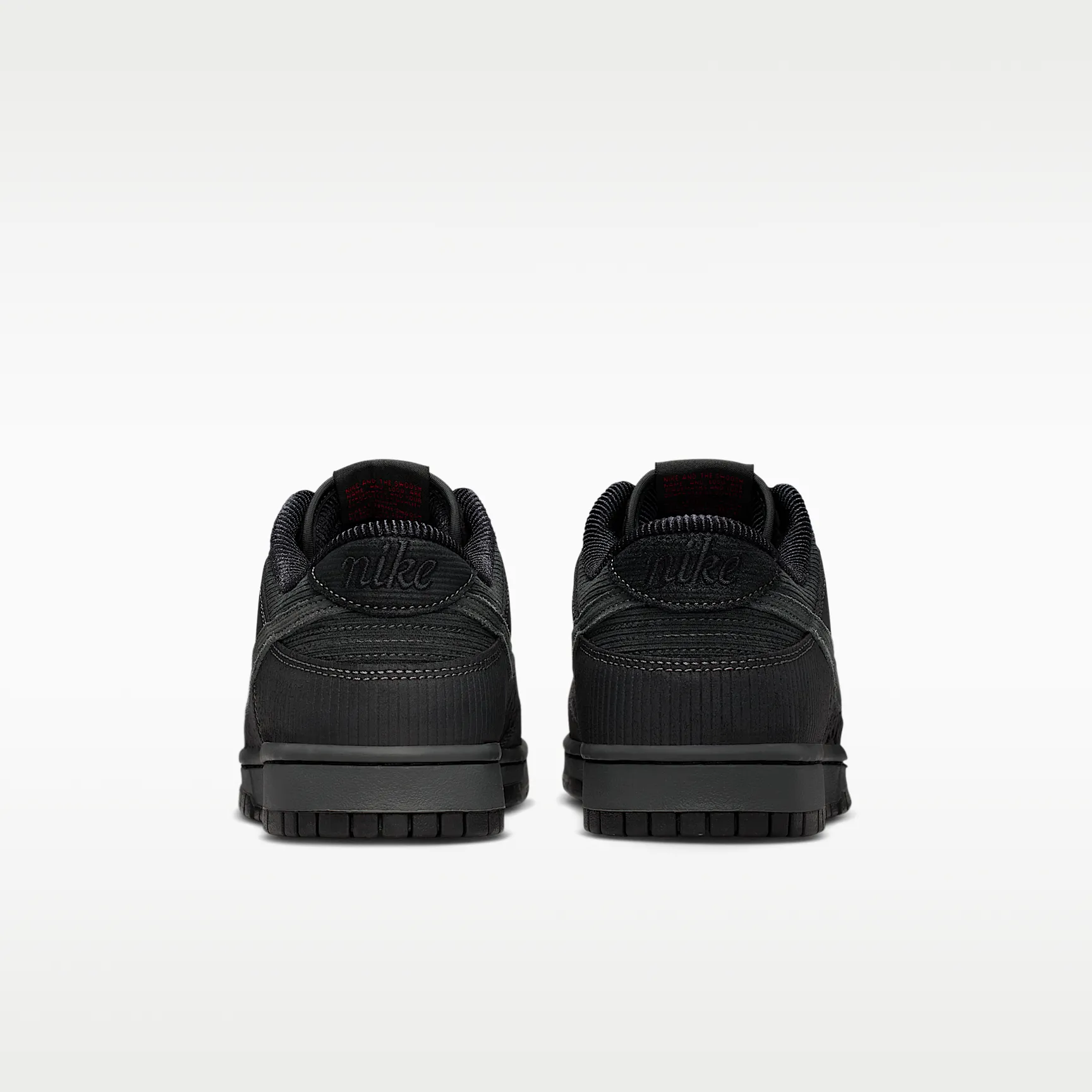 000000_Nike-Dunk-Low-Retro-Premium_BLACK-CORDUROY_IB7746-001_img5