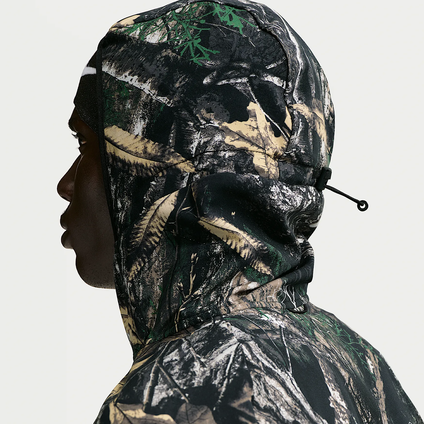 1A1E1D_Nike-Stride-Dri-FIT-Running-Jacket_REALTREE-CAMO_IO7767-060_img5