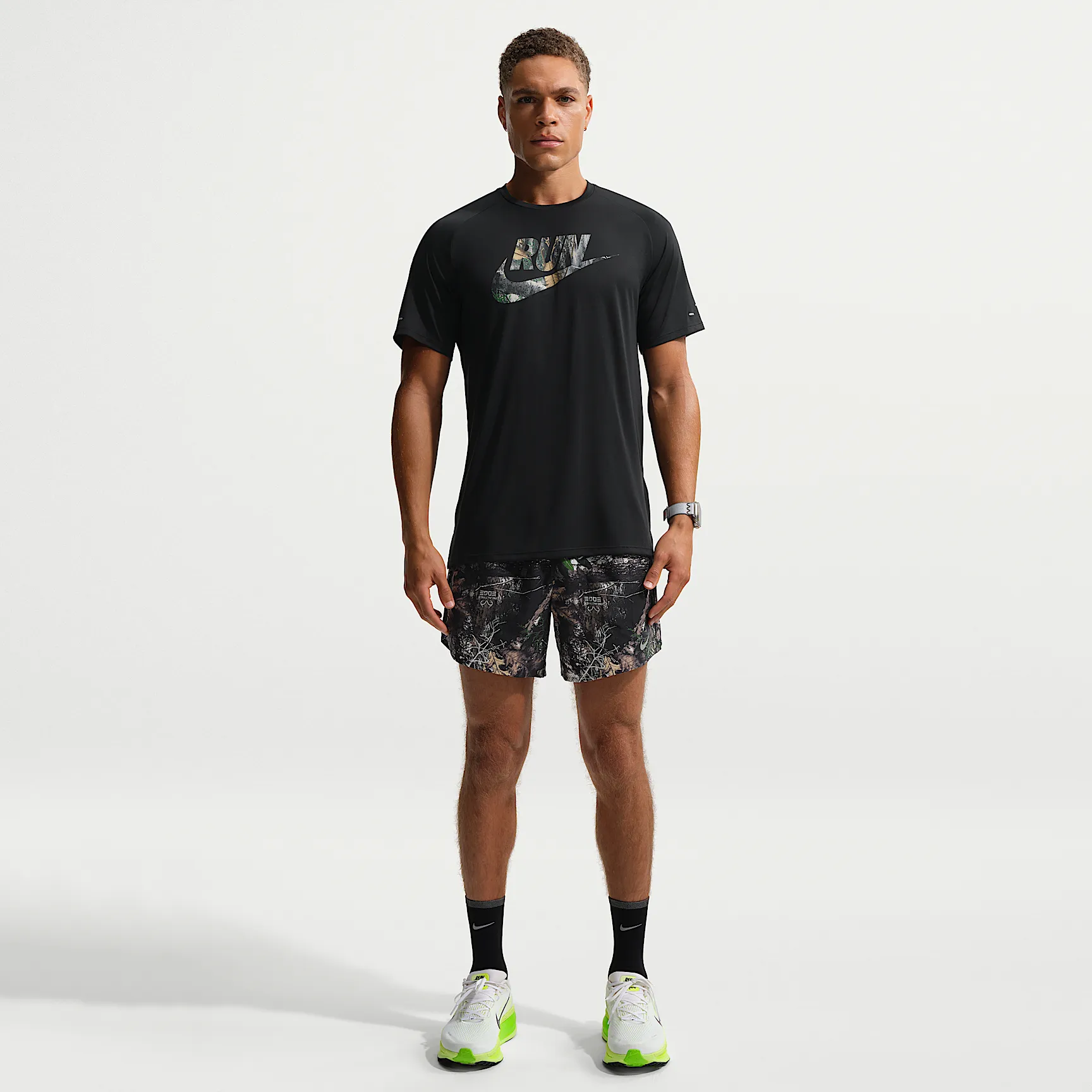 000000_Nike-Stride-Dri-FIT-Running-T-Shirt_REALTREE-CAMO_IO7980-010_img3