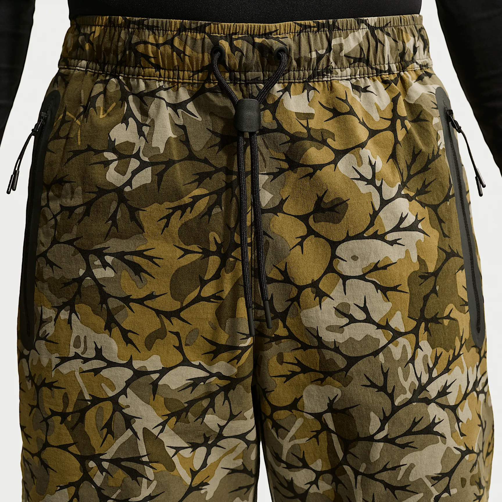 655529_Nike-Tech-Dri-FIT-Open-Hem-Pants_CAMO_IF0907-368_img1