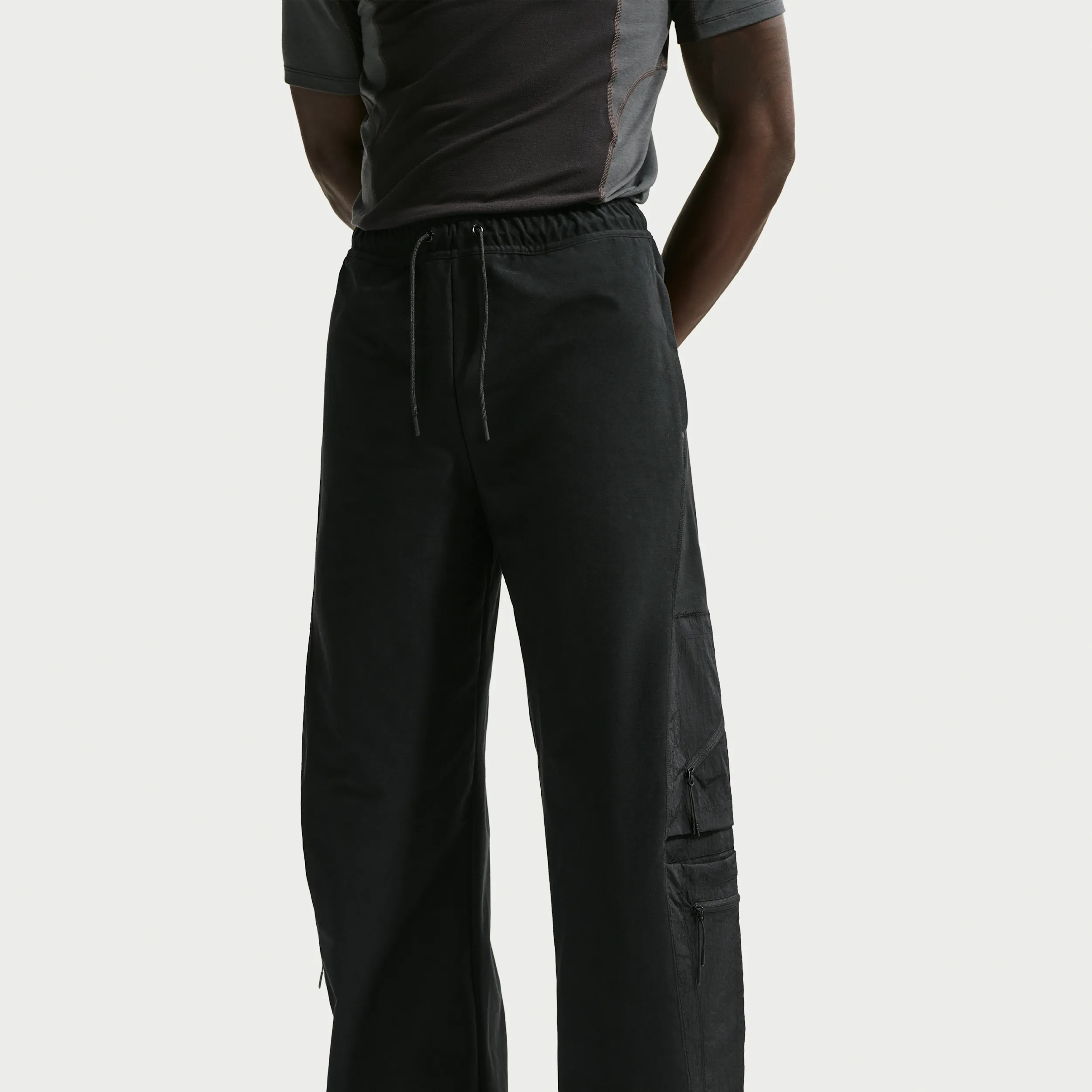 1F1F1F_Nike-Tech-Dri-FIT-Utility-Pants_BLACK_IF1343-010_img2