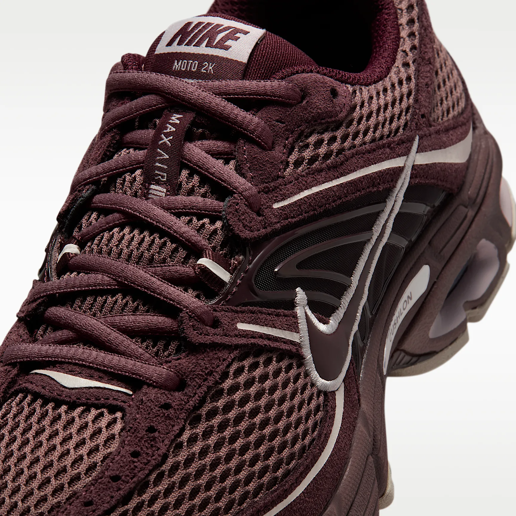000000_Nike-Air-Max-Moto-2K-SE_BURGUNDY-CRUSH_IO4862-500_img6