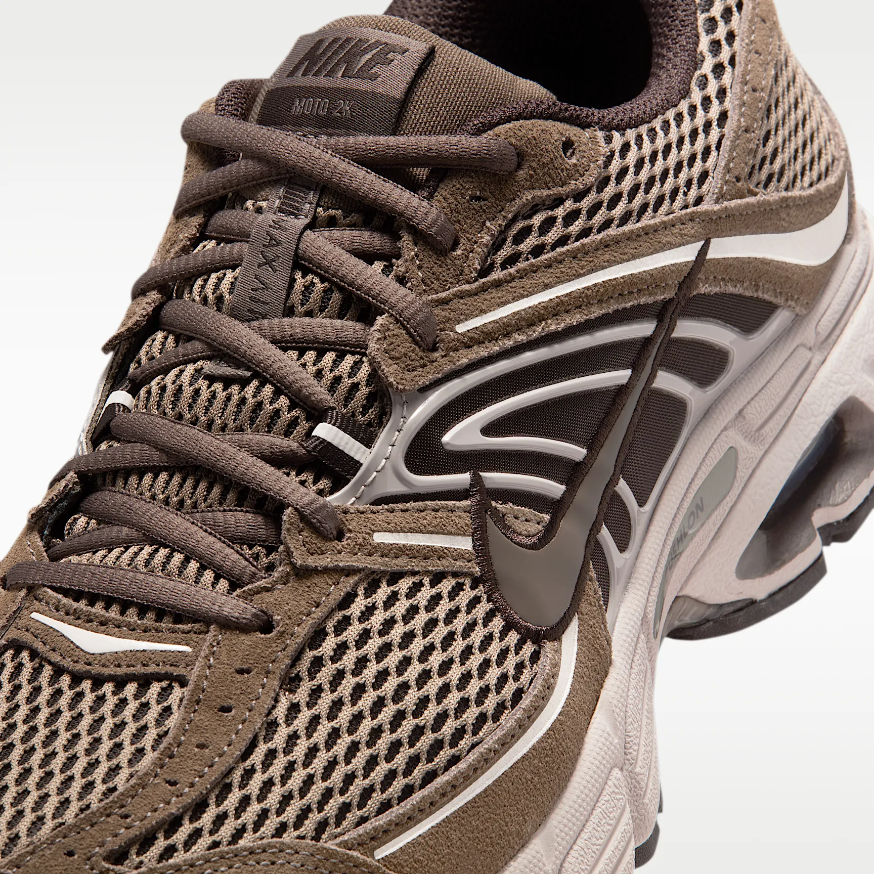 6F5948_Nike-Air-Max-Moto-2K_IRONSTONE_IQ4924-004_img6