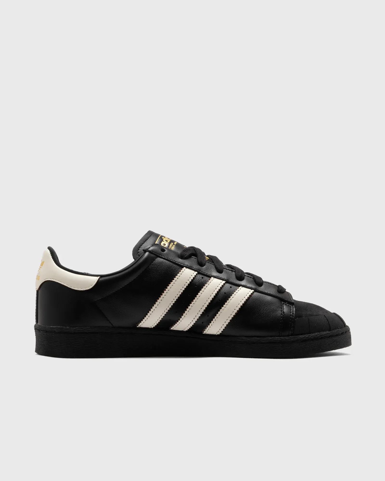 000000_Adidas-Jabbar-Half-Shell-Lo_BLACK-GOLD-METALLIC_KI8523_img2