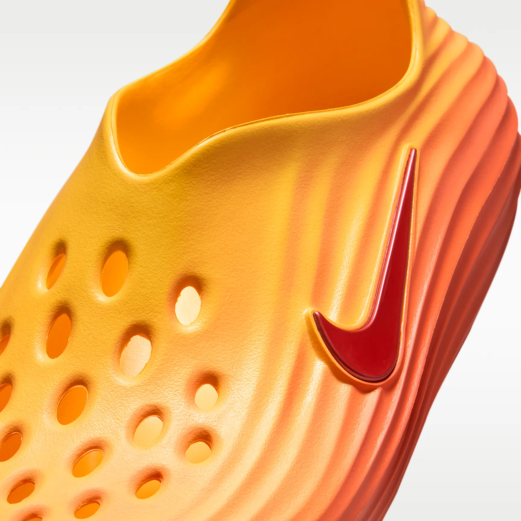 Nike ReactX Rejuven8 
