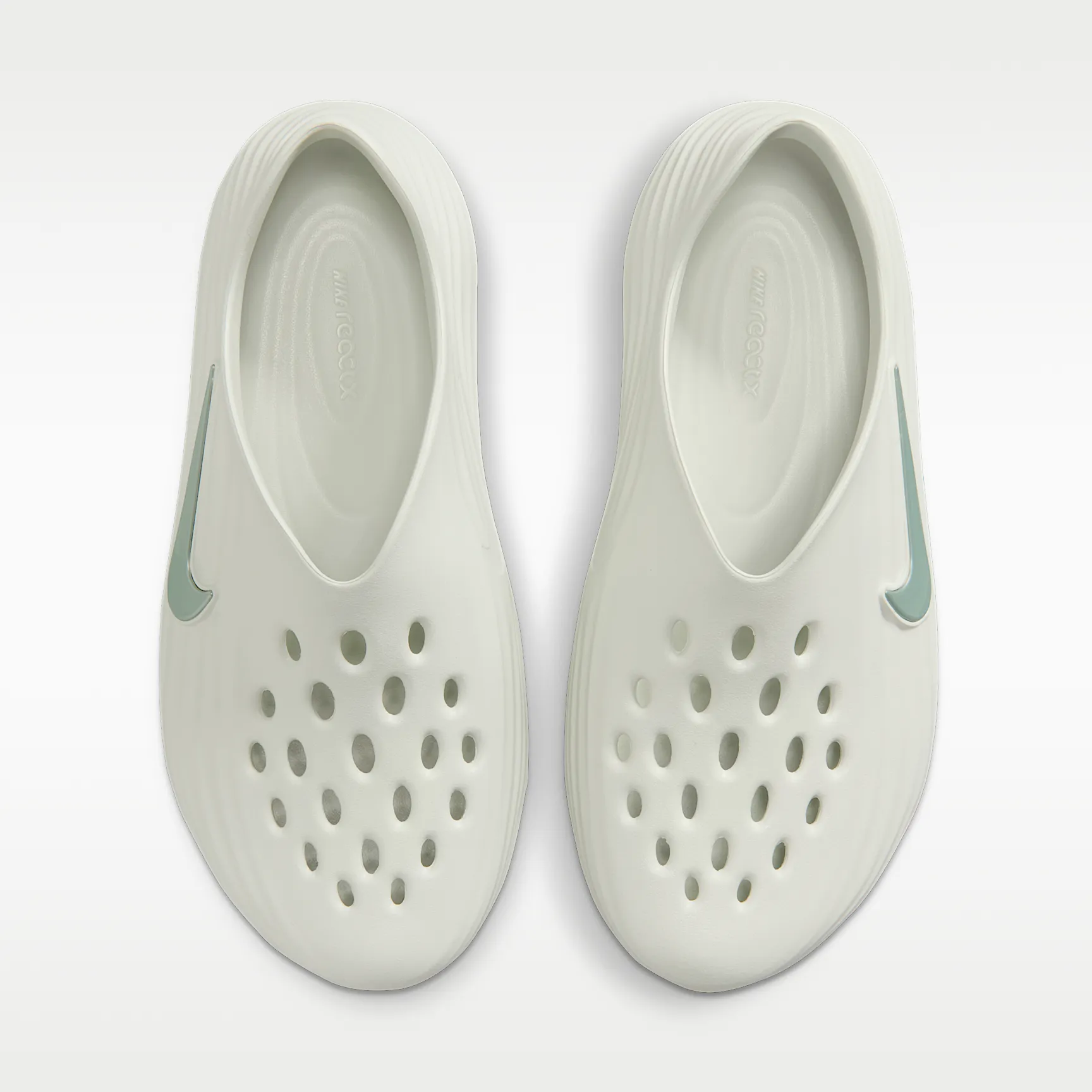 B1C4BA_Nike-ReactX-Rejuven8_SPRUCE-AURA-LIGHT-SILVER_HV5060-005_img3