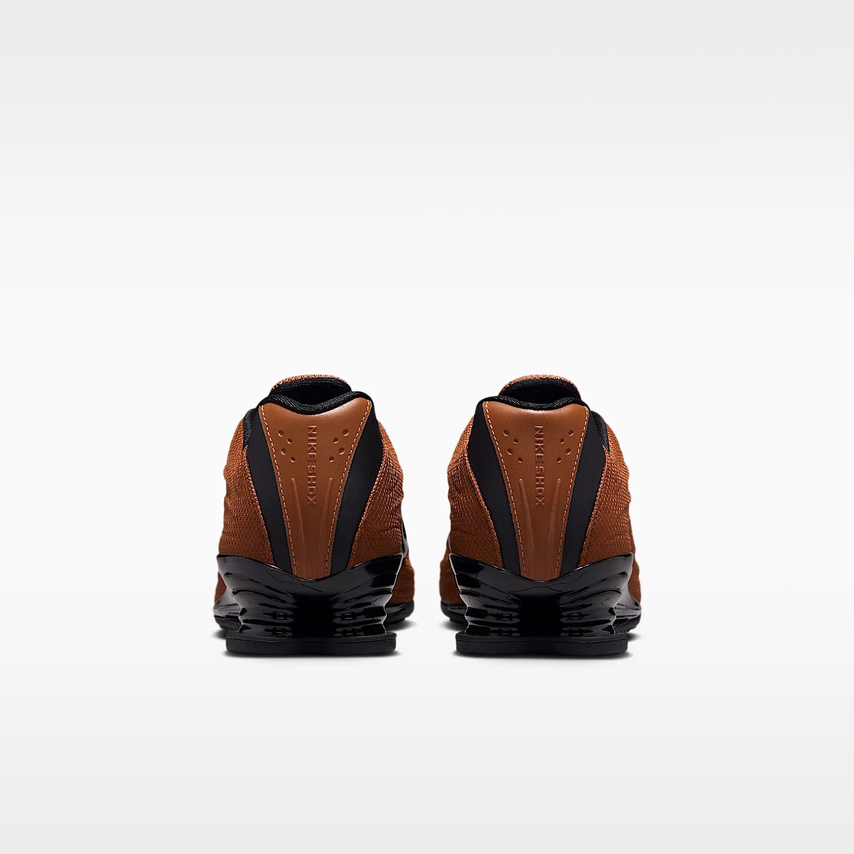 8D5033_Nike-Shox-Z-WMNS_LIGHT-BRITISH-TAN-BLACK_HQ7540-201_img5