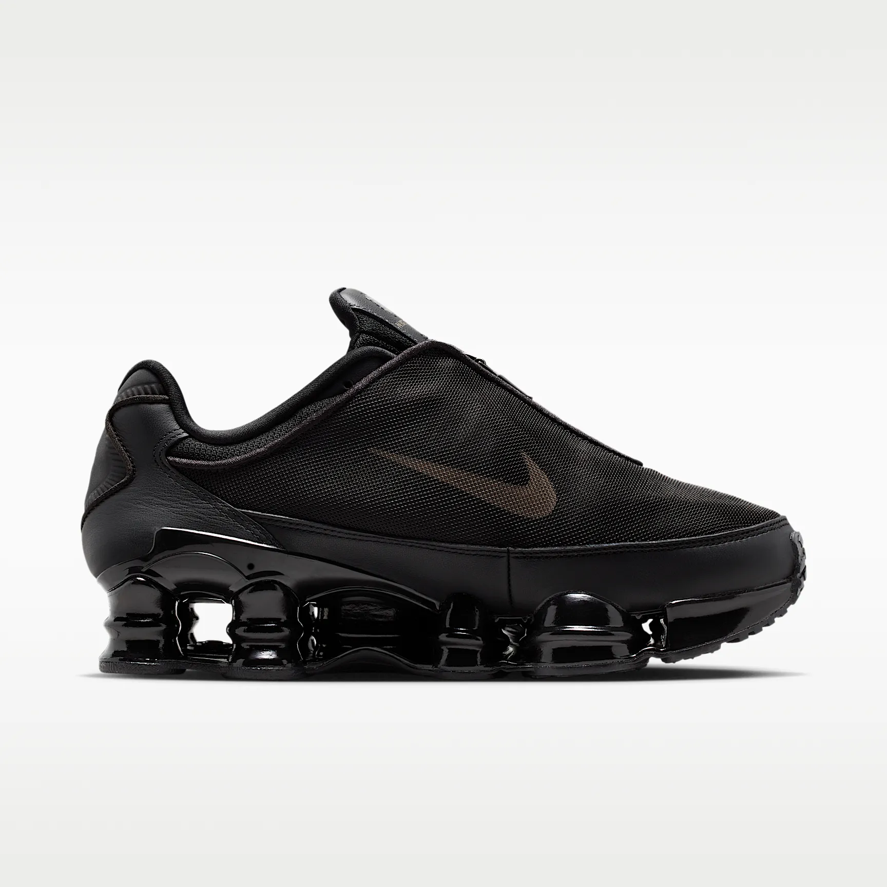000000_Nike-Shox-TL-Zip-WMNS_BLACK-CAVE-STONE_HM9612-010_img2