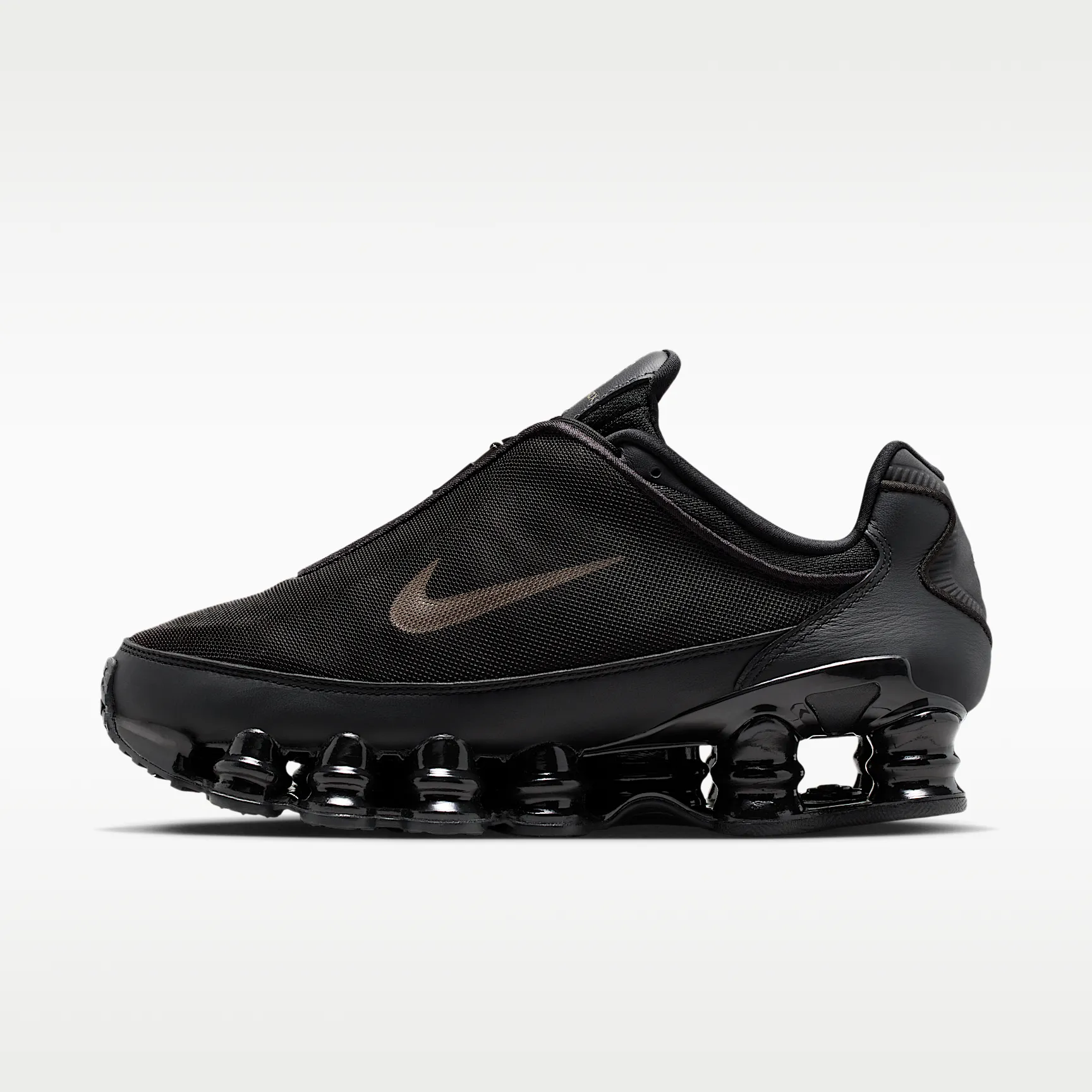 000000_Nike-Shox-TL-Zip-WMNS_BLACK-CAVE-STONE_HM9612-010_img0