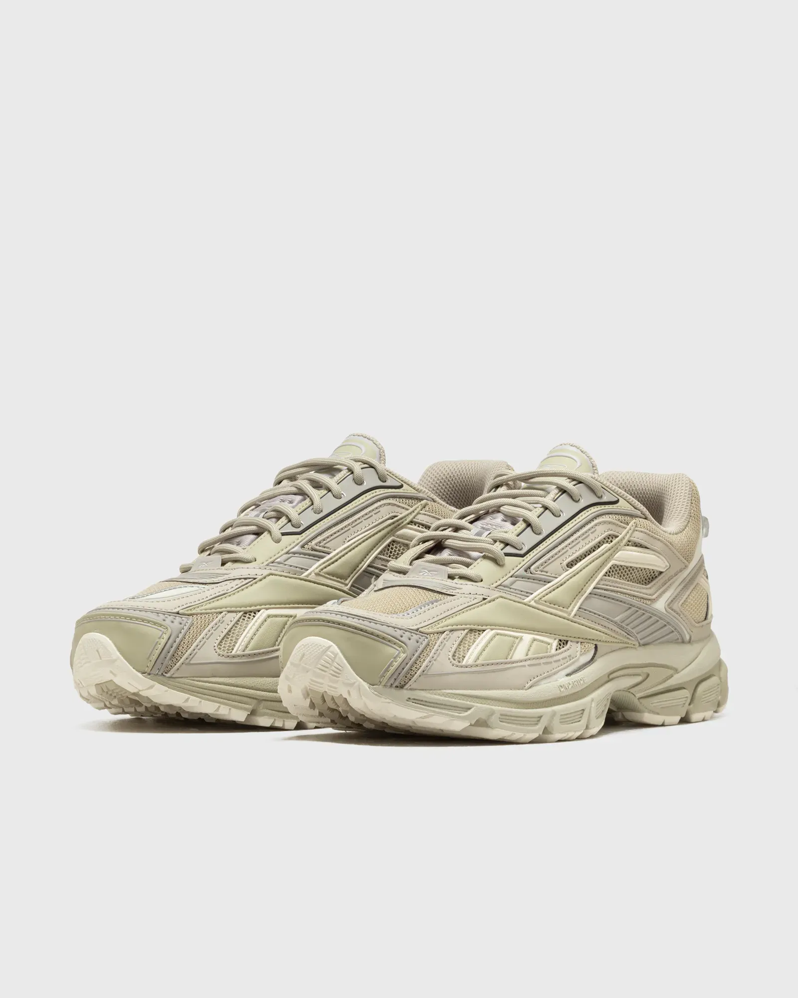 BCB89B_Reebok-Premier-Road-Ultra_NEUTRAL_100260283_img1