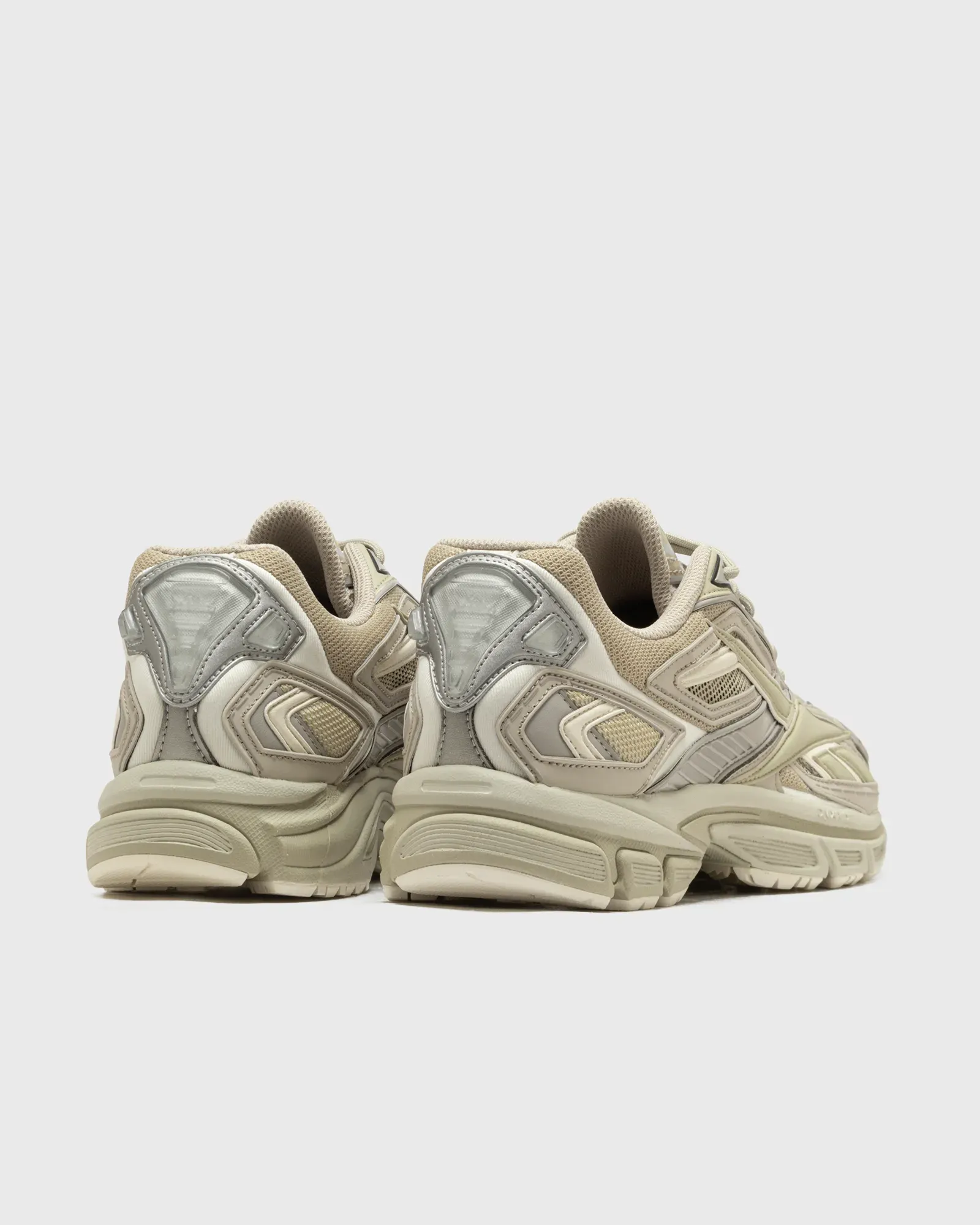 BCB89B_Reebok-Premier-Road-Ultra_NEUTRAL_100260283_img3