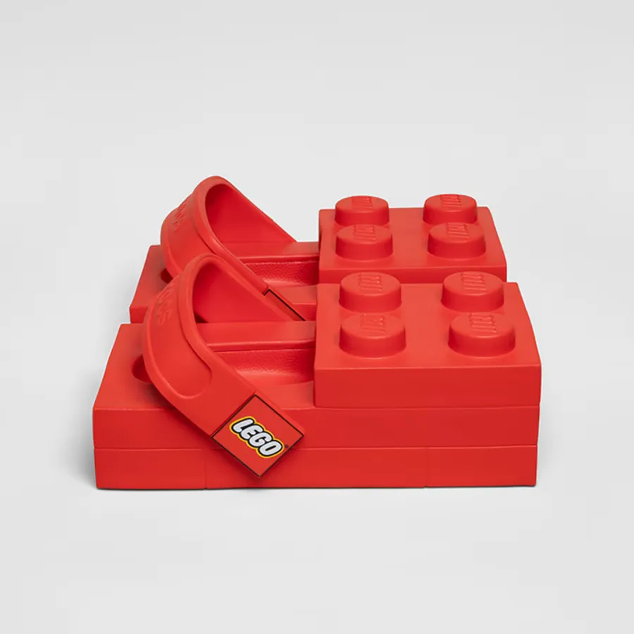 D52826_LEGO-x-Crocs-Brick-Clog_BRIGHT-RED_211719_img2
