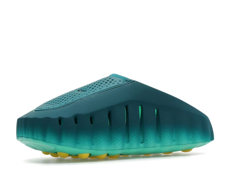 Nike Mind 001 
