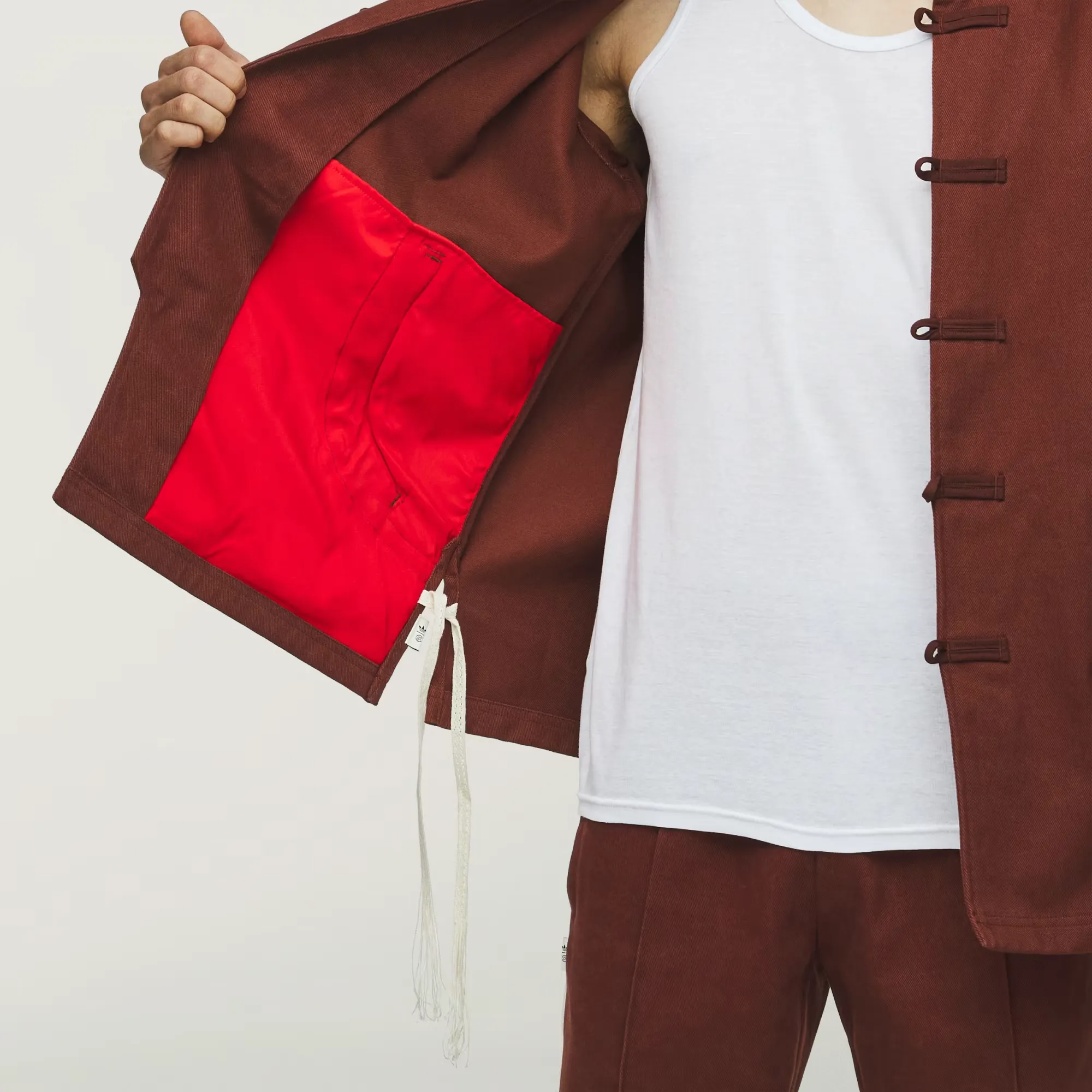 6C322D_CLOT-x-adidas-Track-Jacket_FOX-BROWN_KD4031_img7