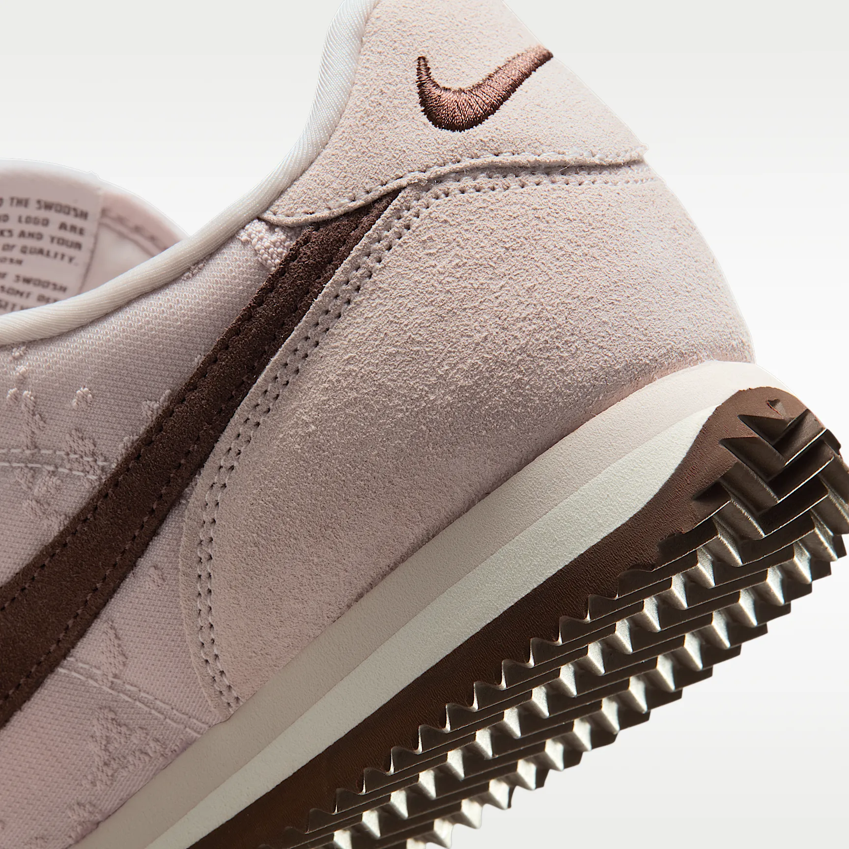 2F1812_Nike-Cortez-Textile-WMNS_SILT-RED_IQ3624-667_img7