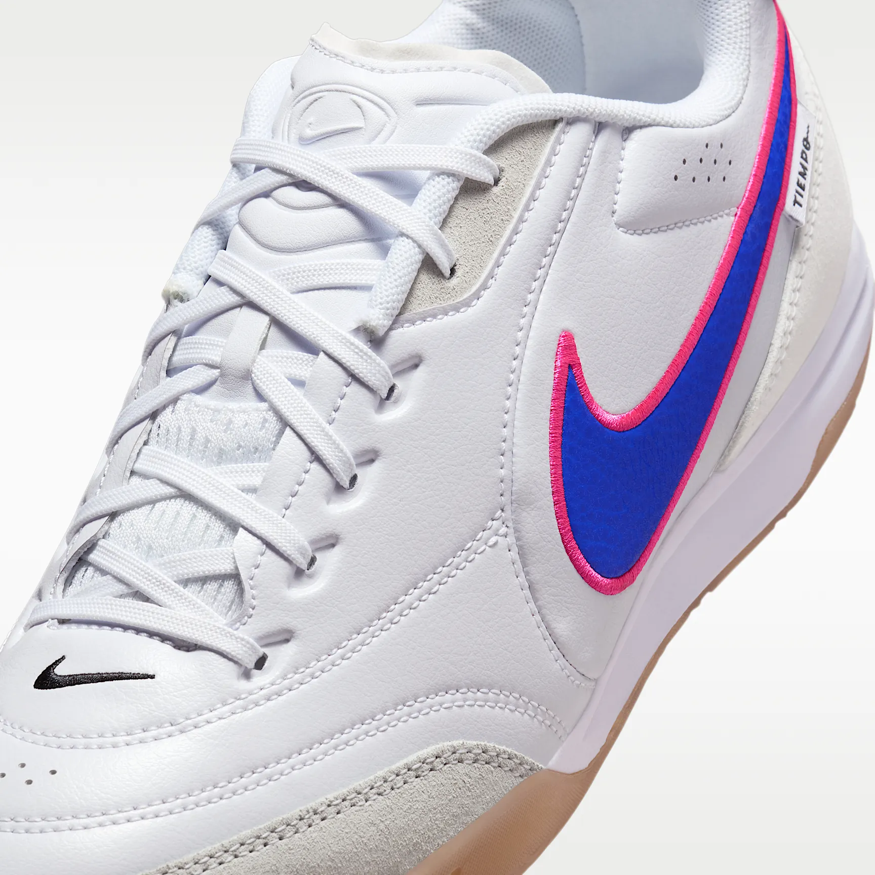 BBB8B1_Nike-Tiempo-Streetgato_WHITE-PINK-BLAST_HQ7017-146_img6