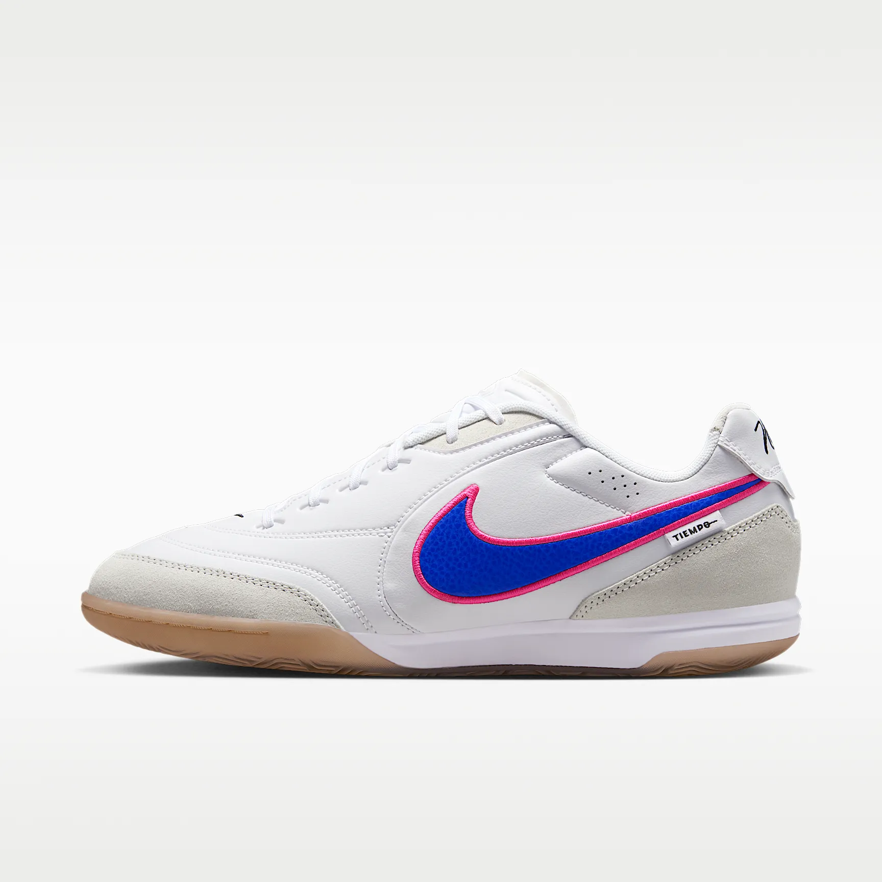 BBB8B1_Nike-Tiempo-Streetgato_WHITE-PINK-BLAST_HQ7017-146_img0