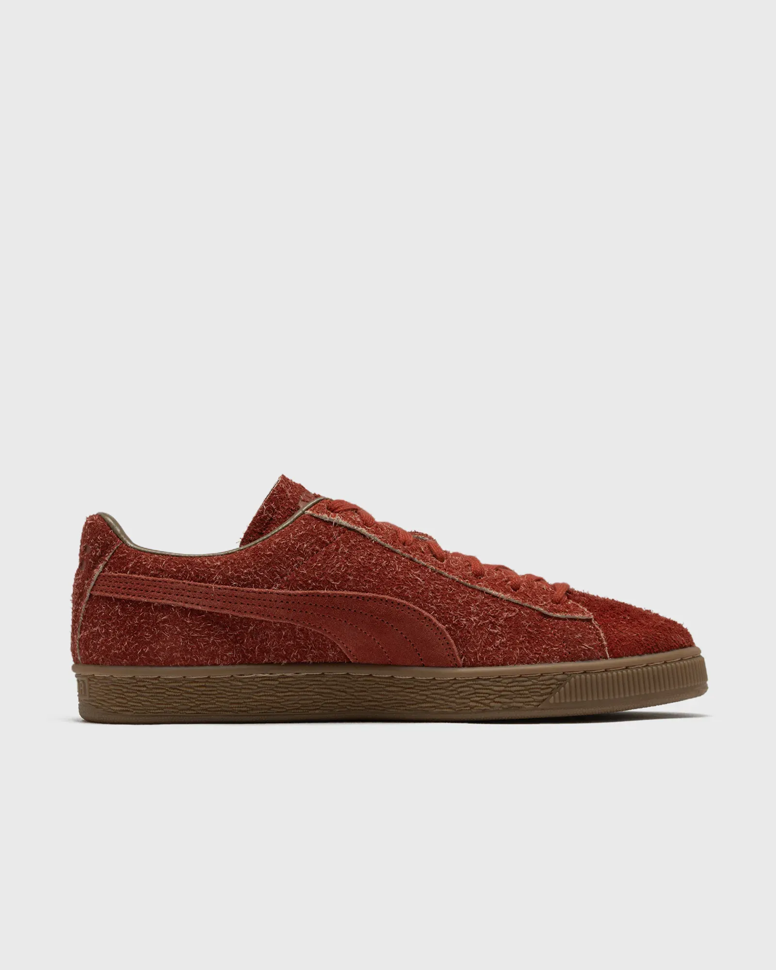 6D241D_Danielle-Cathari-x-Puma-Suede-Fuzzy_MARS-RED_406650-02_img2