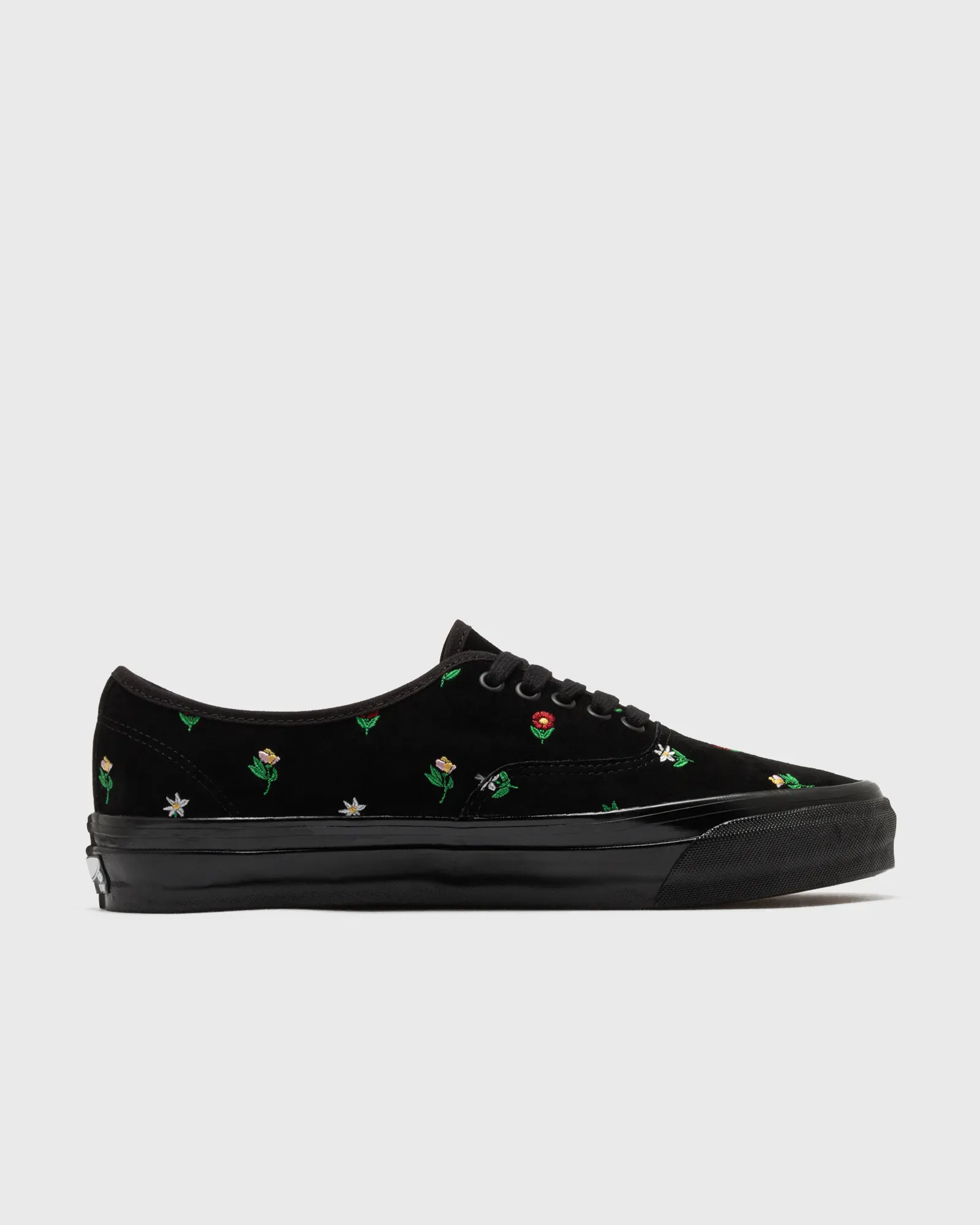 000000_Vans-OTW-Authentic-44_BLACK-FLOWERS_VN00117RBLK1_img2
