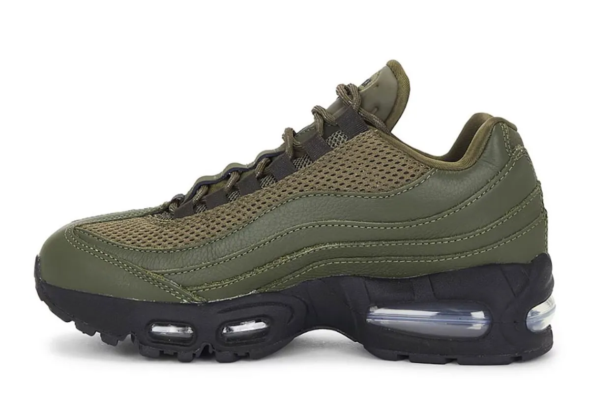 535645_Nike-Air-Max-95-JEWEL-SWOOSH-WMNS_CARGO-KHAKI_IH1413-300_img0