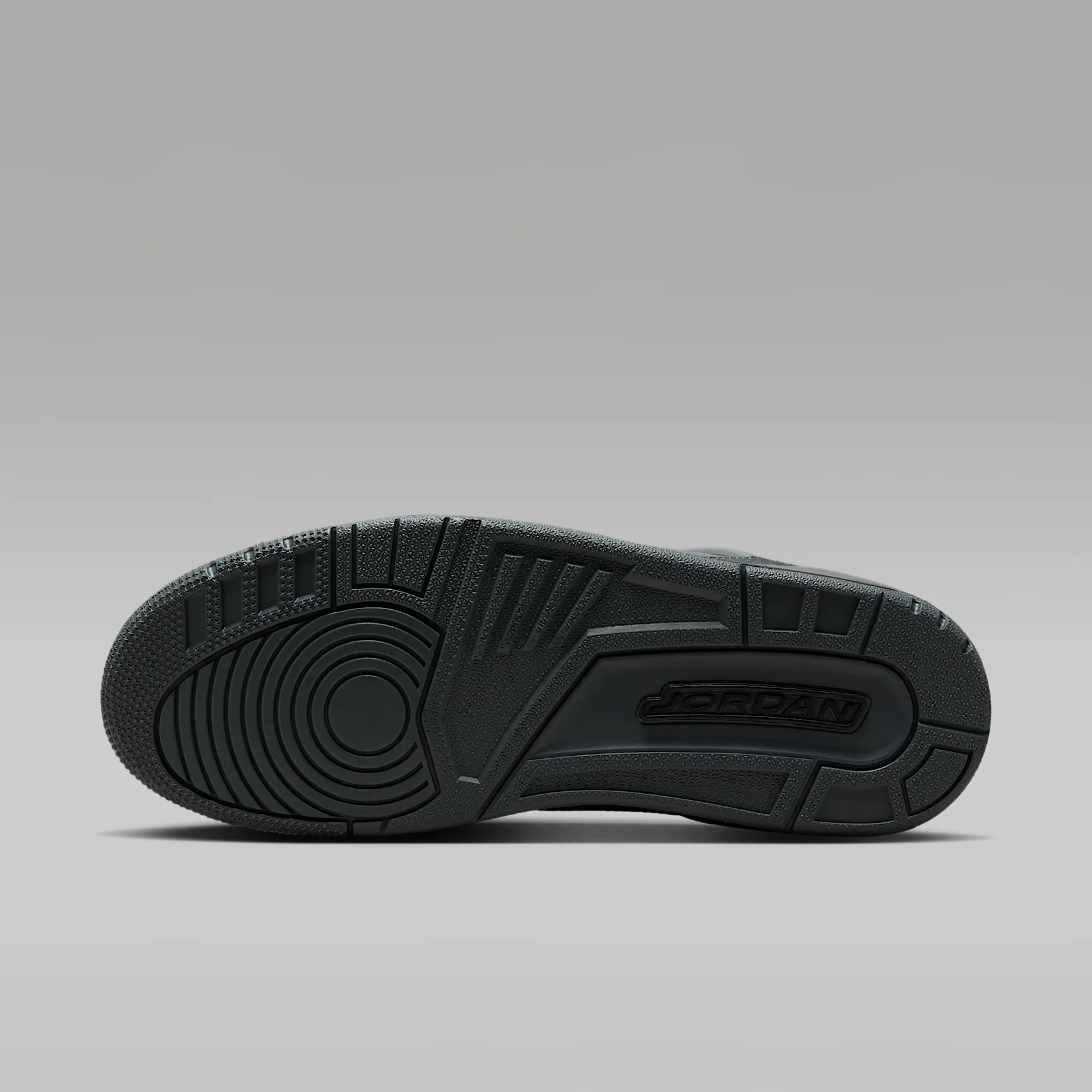 464C4C_Jordan-Spizike-Low_DARK-GREY_IQ7586-021_img1