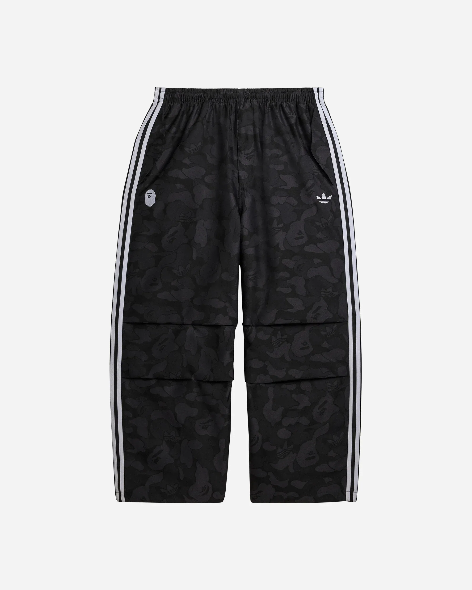 000000_BAPE-x-adidas-Pants_GREY_KF4918_img2