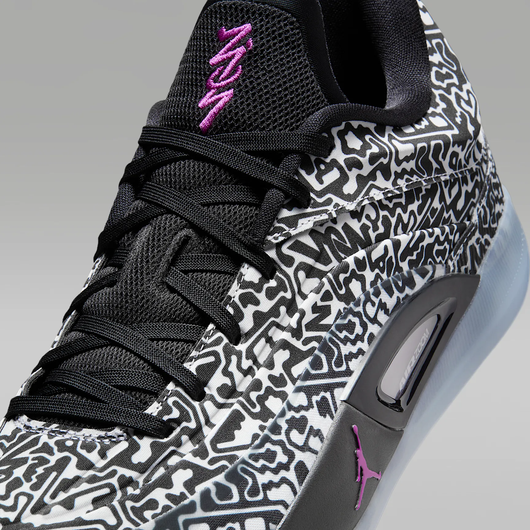 000000_Jordan-Zion-4_BLACK-WHITE_FB1802-001_img6