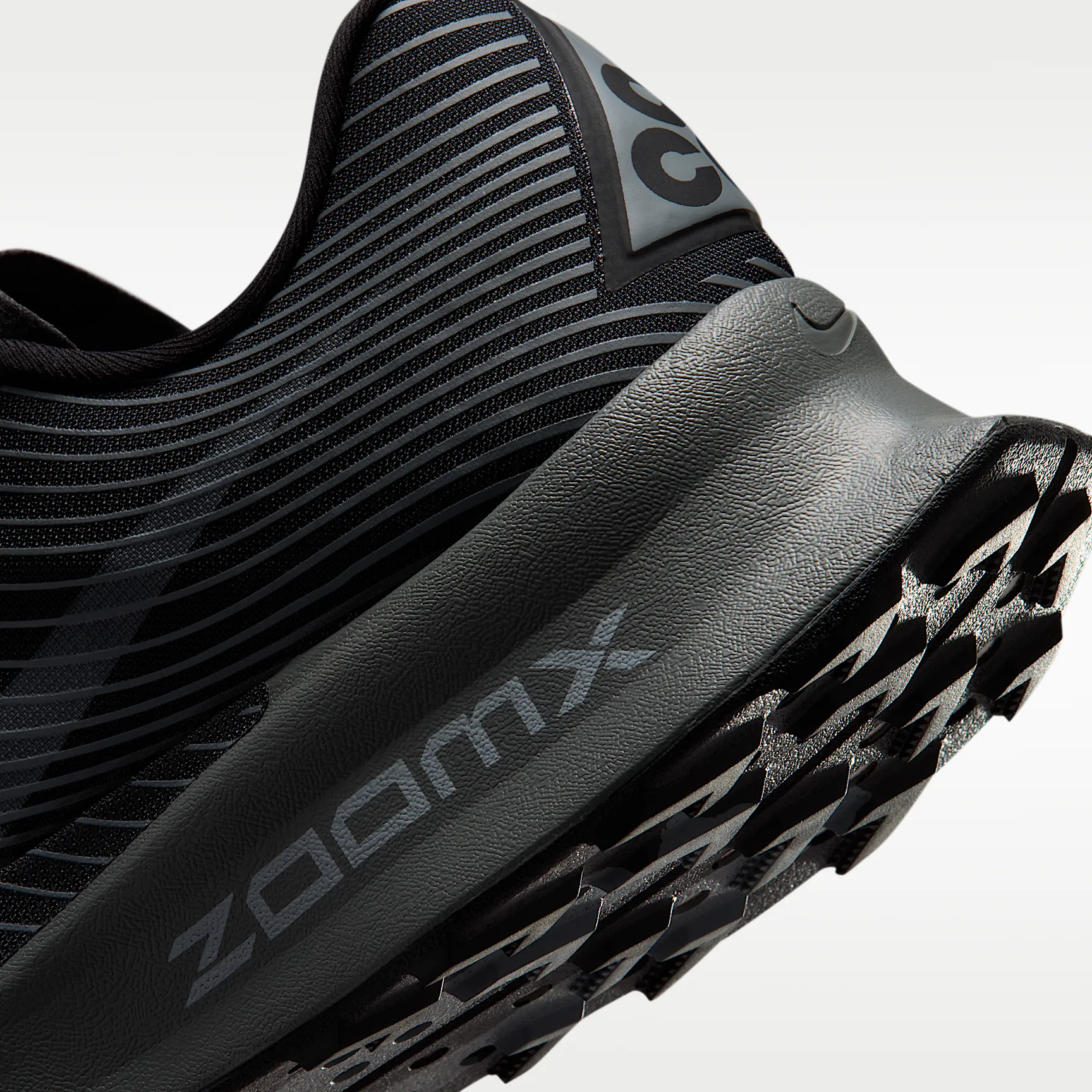 000000_-Nike-ACG-ZoomX-Ultrafly-Trail_BLACK_HF5668-001_img7